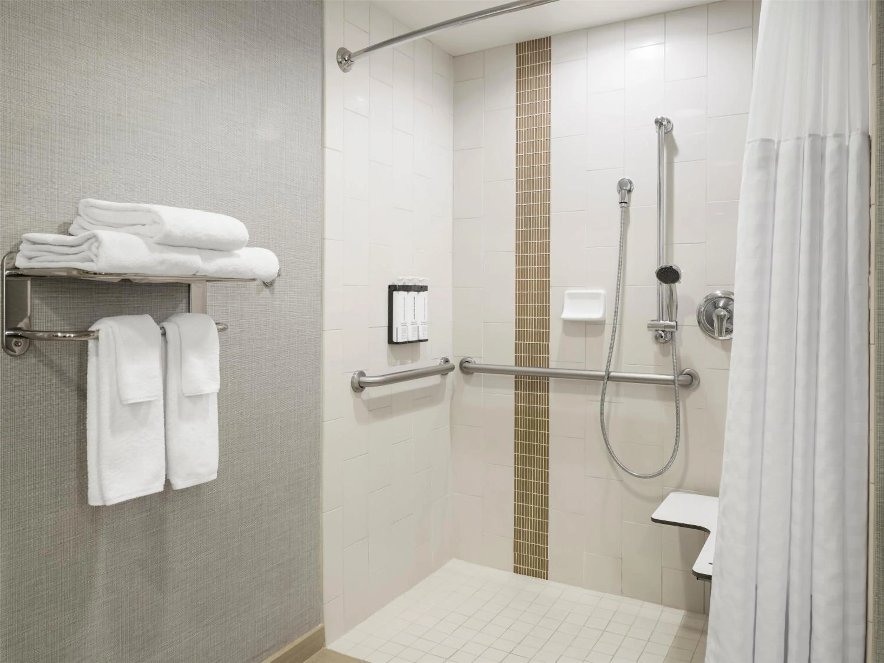 Bathroom in Hyatt Place Salt Lake City/Cottonwood