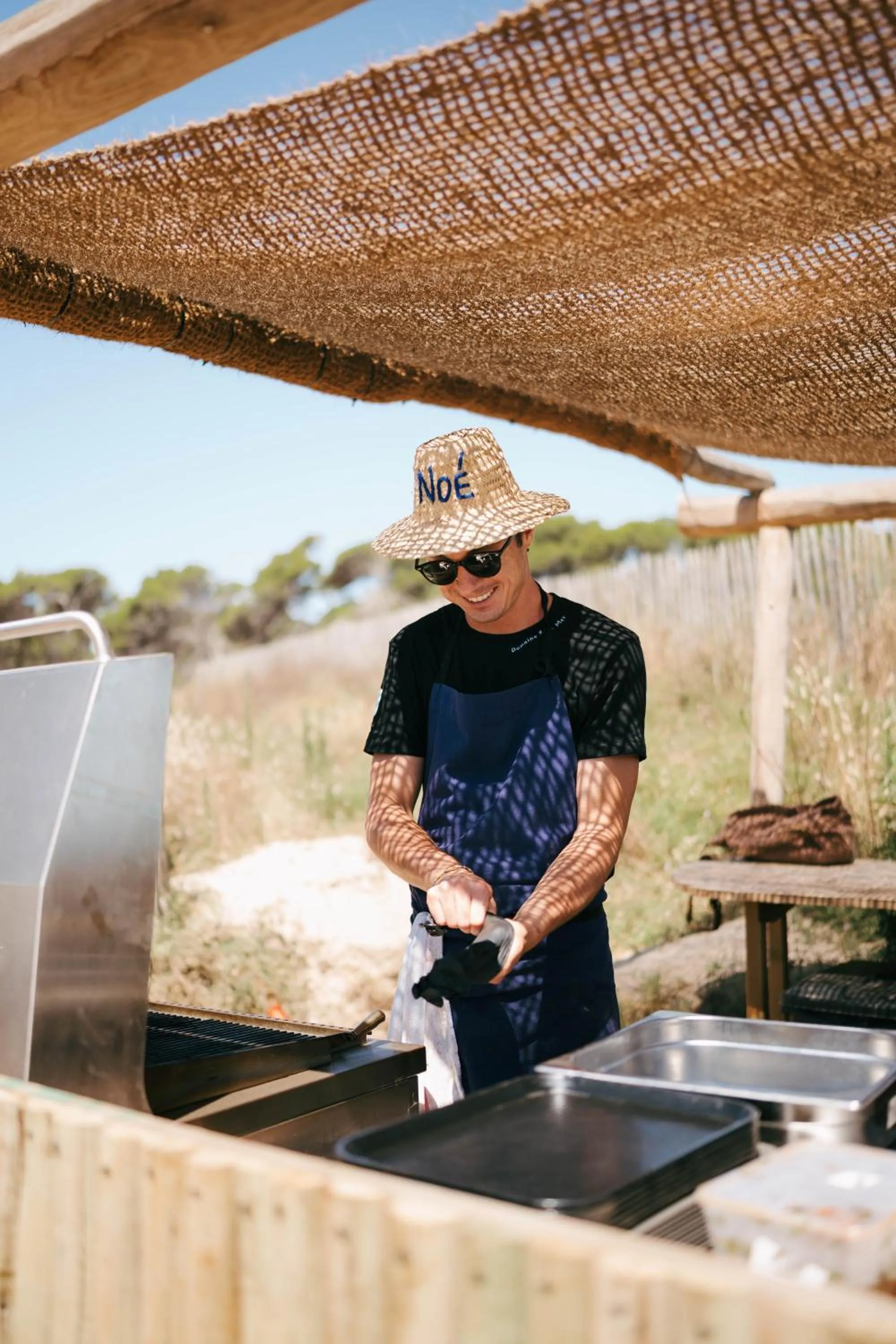 BBQ facilities in Le Domaine de la mer - Beach hotel Nature&Authenticité Hyères
