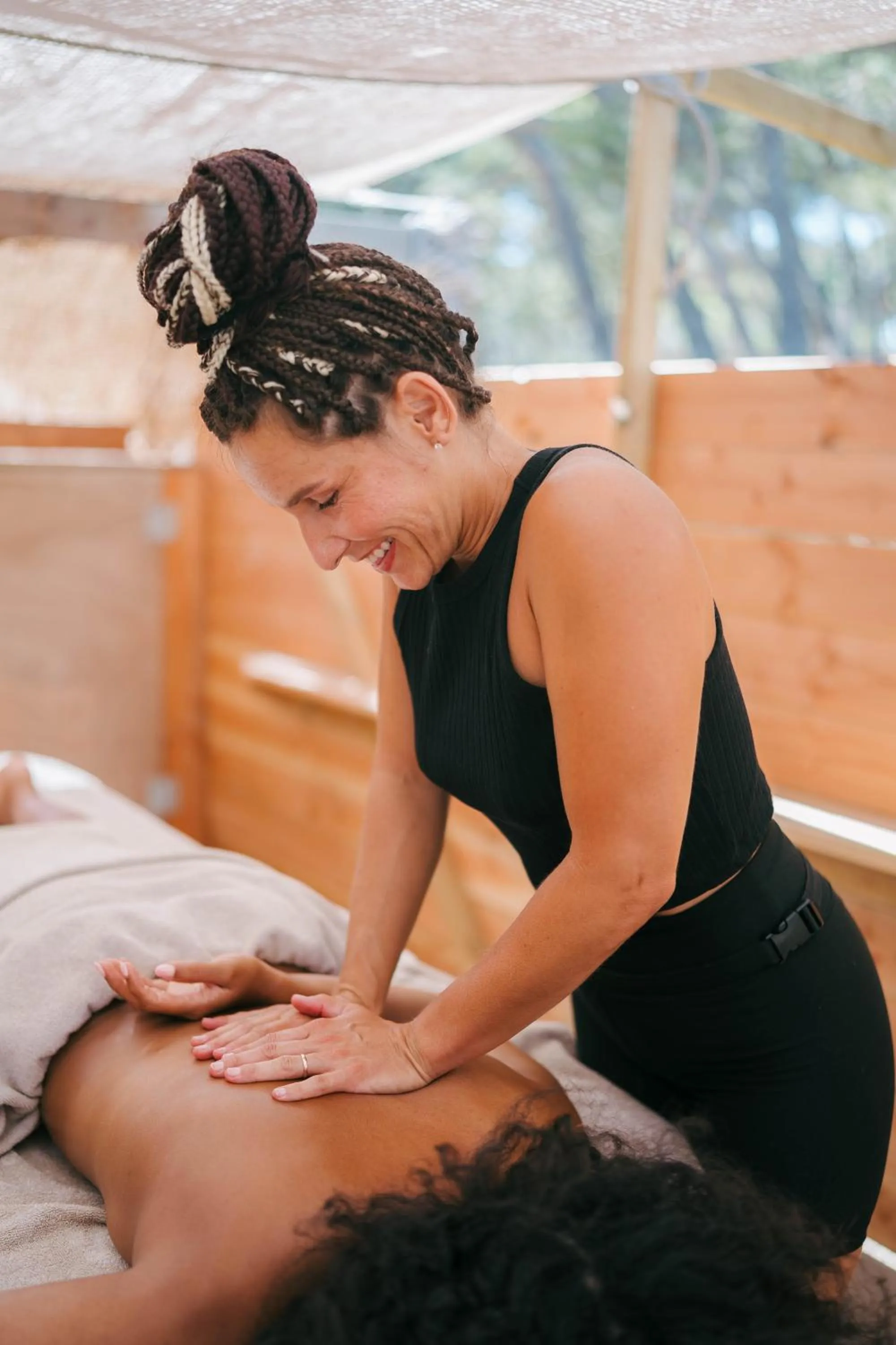 Massage in Le Domaine de la mer - Beach hotel Nature&Authenticité Hyères