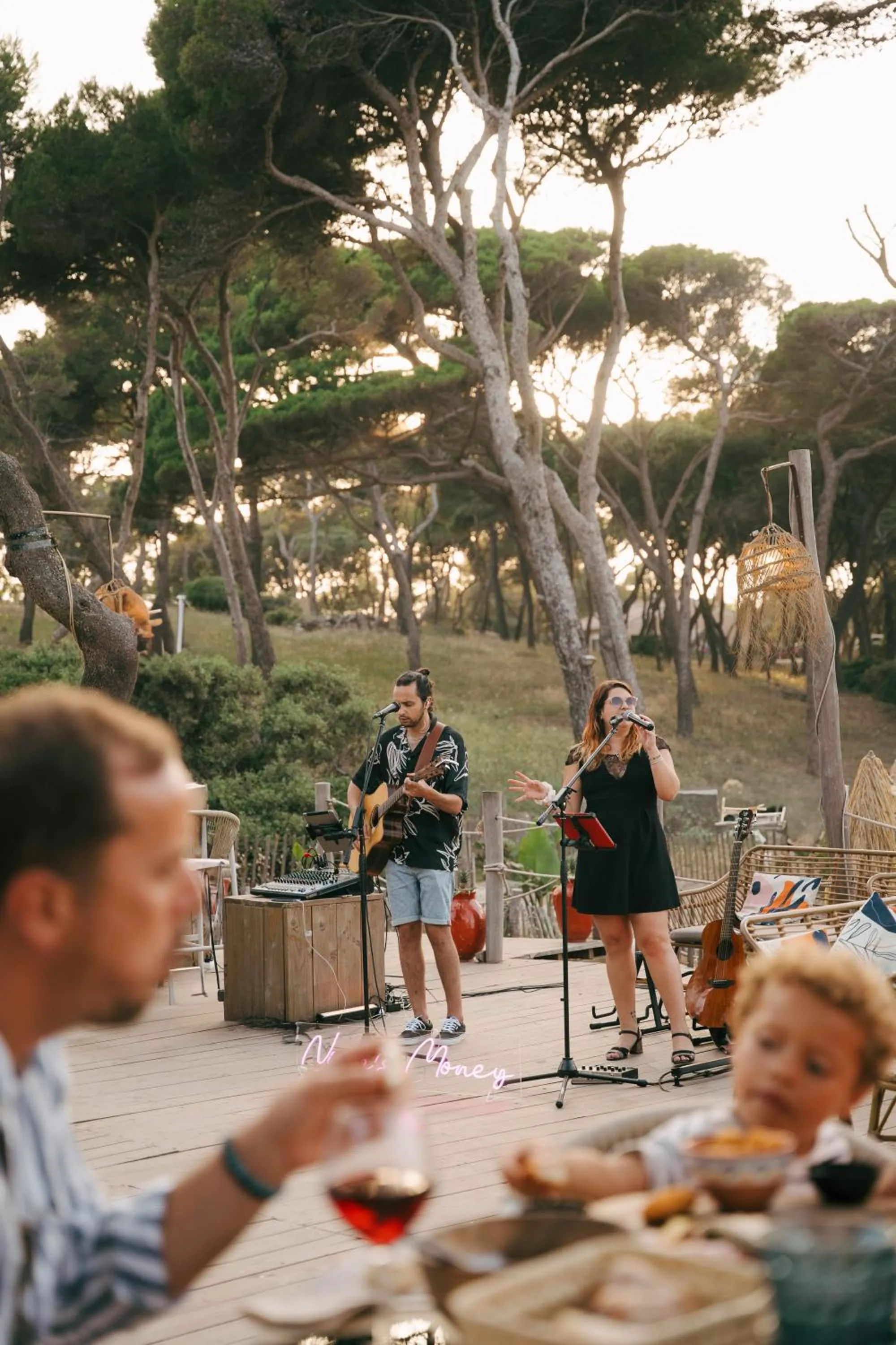 Restaurant/places to eat in Le Domaine de la mer - Beach hotel Nature&Authenticité Hyères
