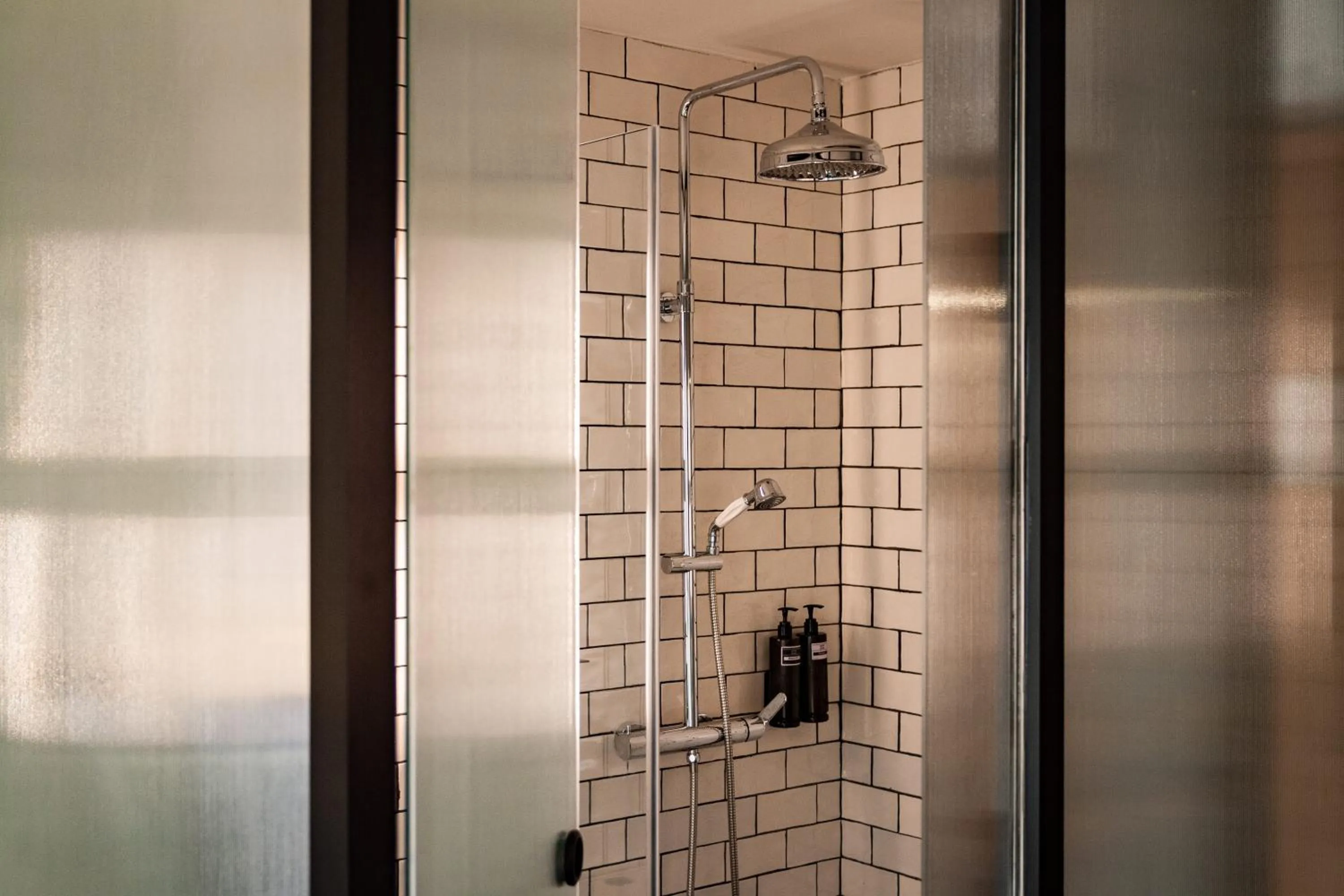 Shower in Letoh Letoh Sevilla