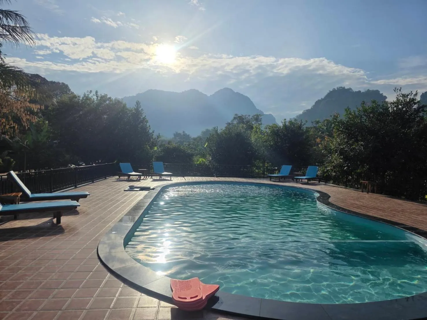 Swimming pool in Khao Sok Country Resort