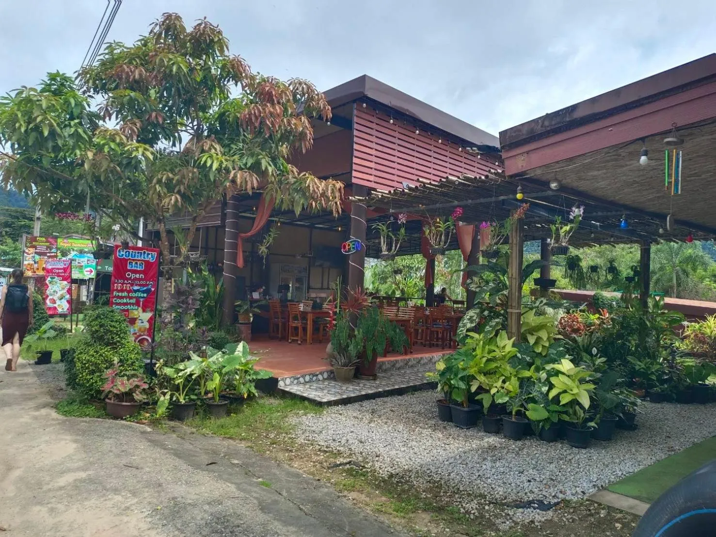 Restaurant/places to eat in Khao Sok Country Resort