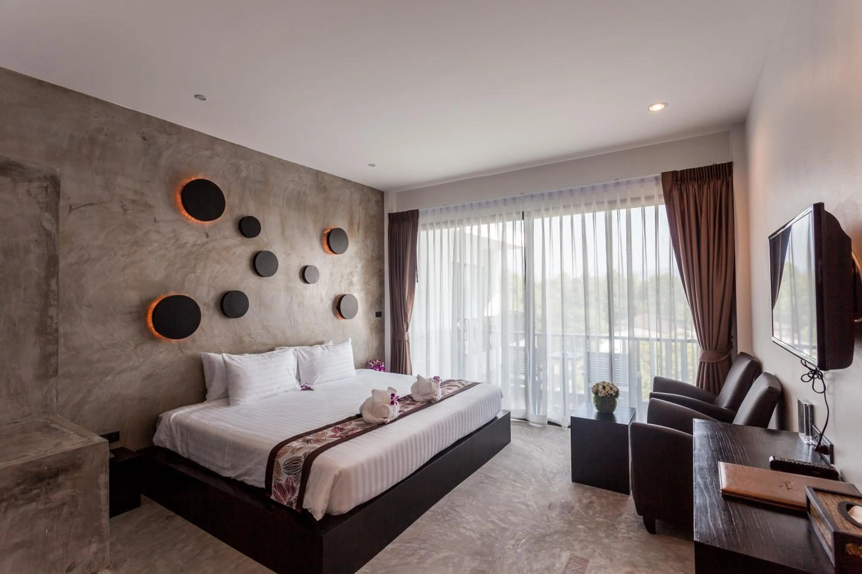 Photo of the whole room, Bed in Aonang Viva Resort - SHA Plus