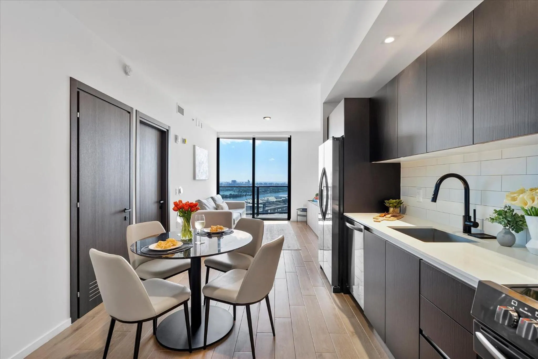 One-Bedroom Apartment with Balcony and Sea View in Downtown by Miami Vacation Rentals