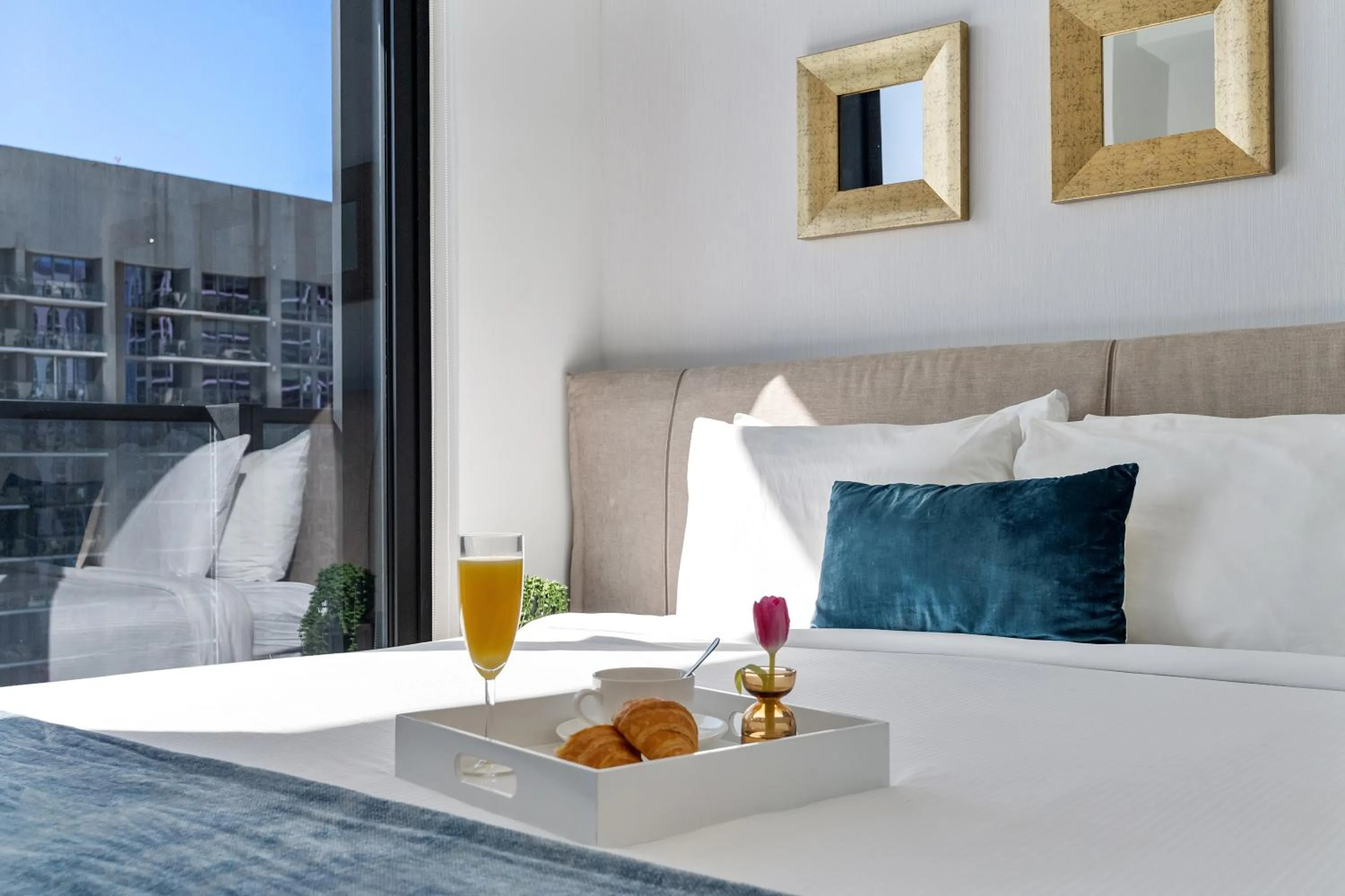One-Bedroom Apartment with Balcony and Water View in Downtown by Miami Vacation Rentals