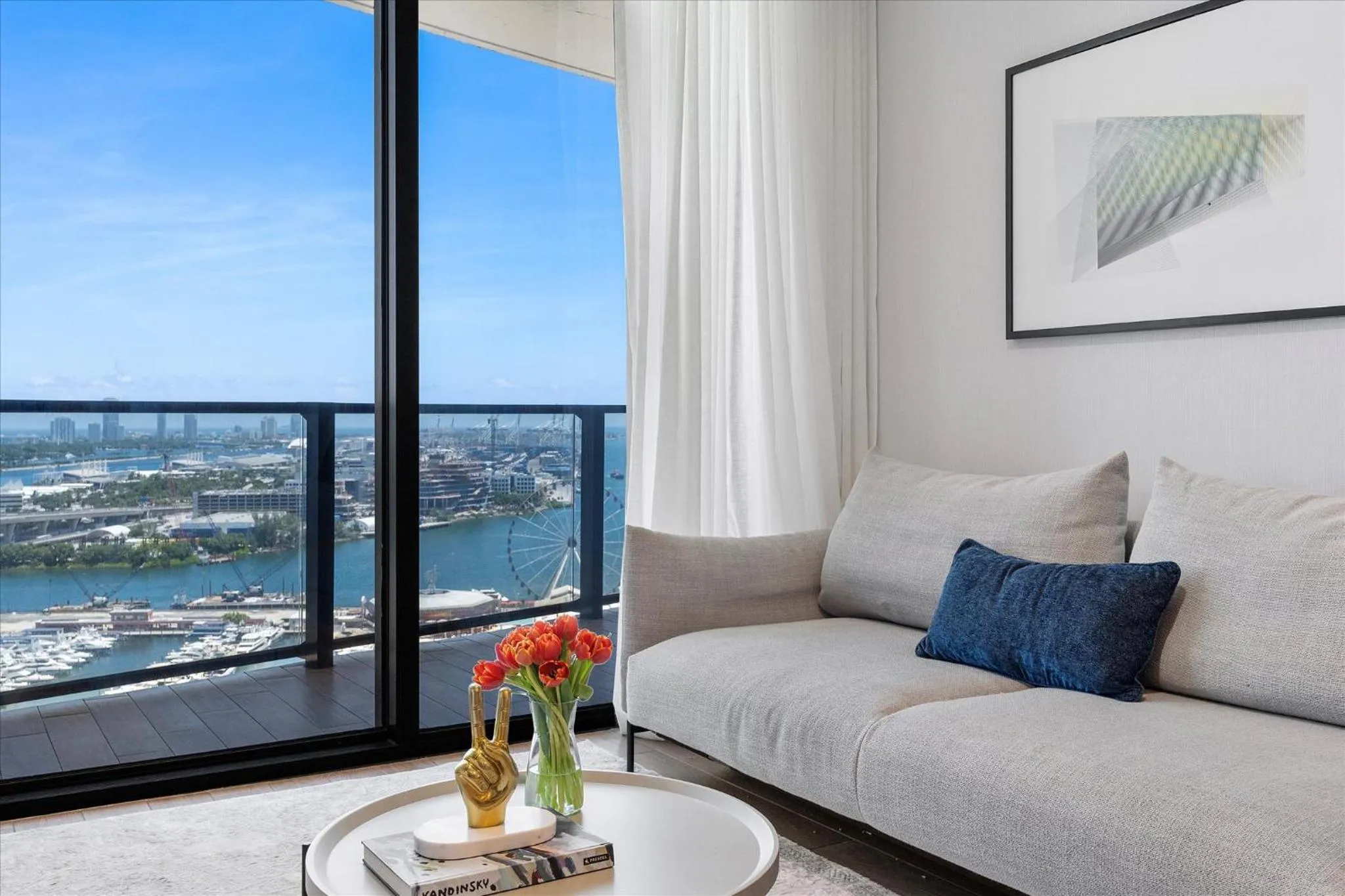 Two-Bedroom Apartment with Balcony and Sea View in Downtown by Miami Vacation Rentals