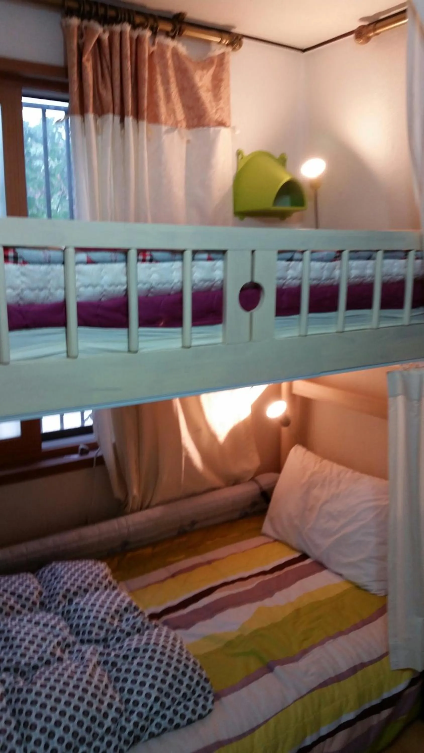 Decorative detail, Bed in Appletree Guesthouse