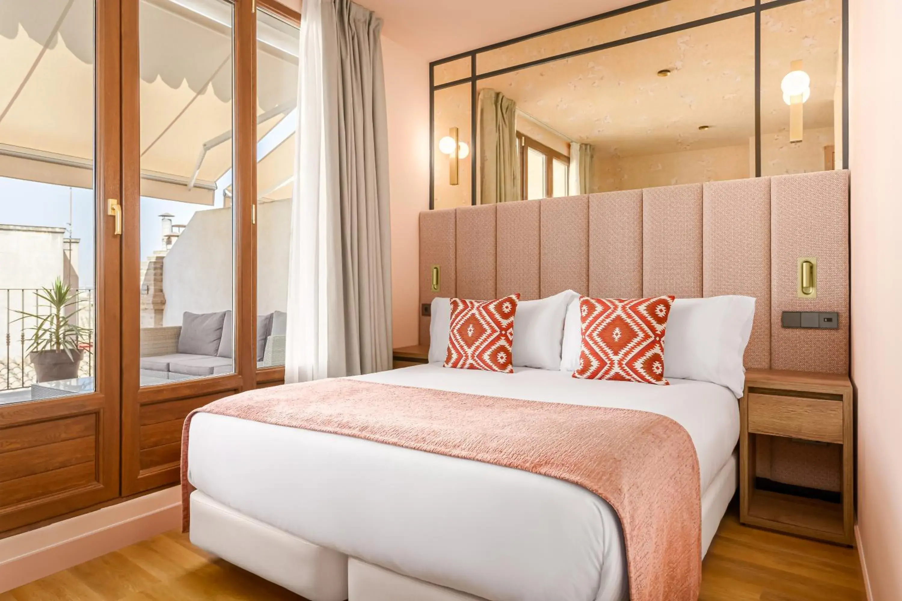 Bed in Room Mate Leo, Granada Bed in Room Mate Leo, Granada