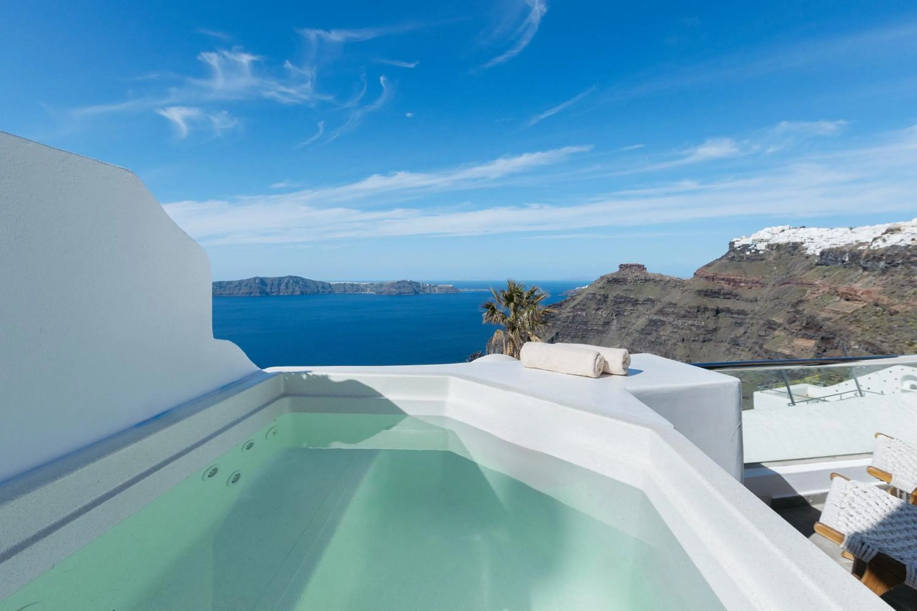 Hot Tub in Nevma Suites