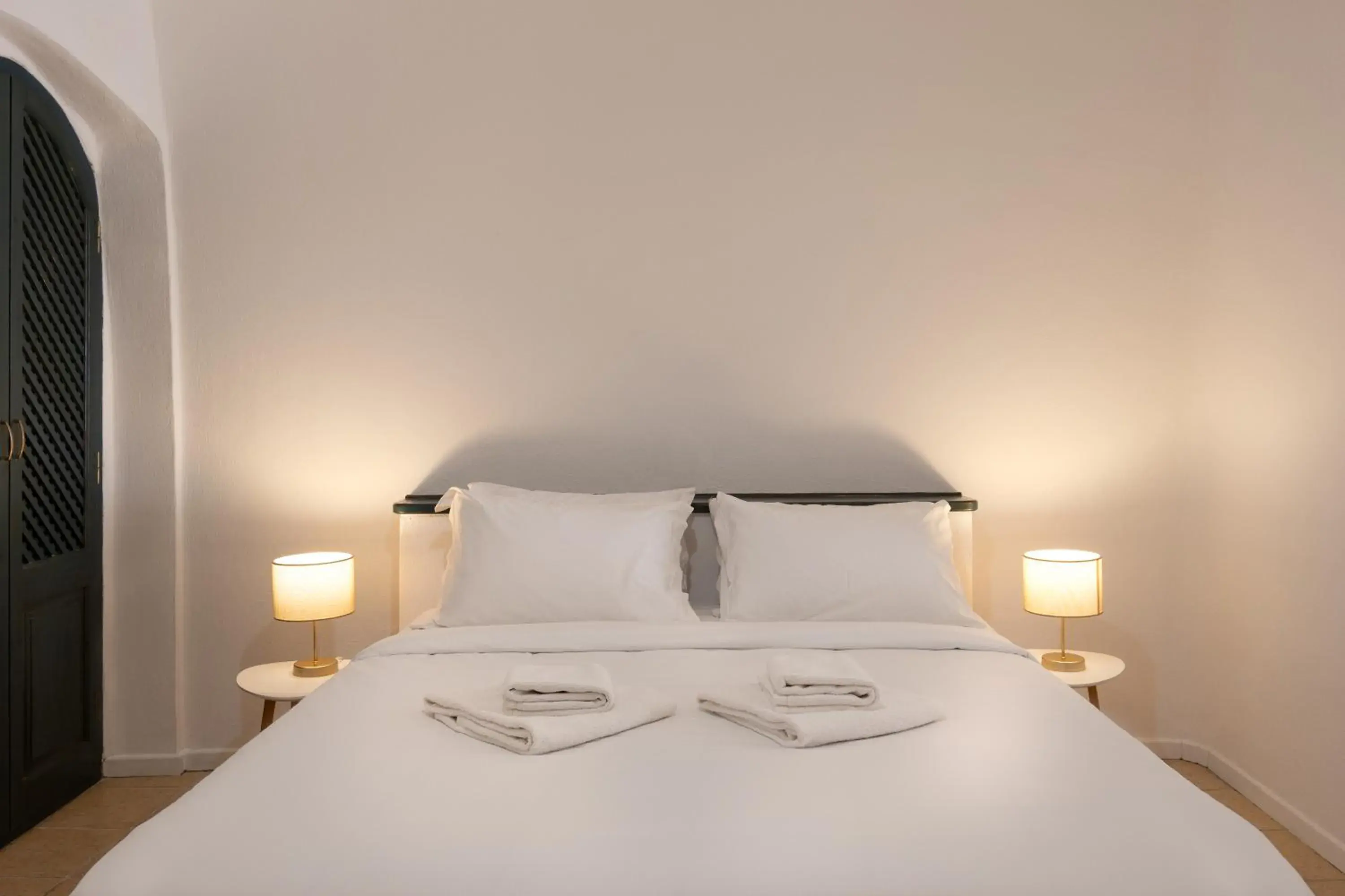 Bed in Nevma Suites Bed in Nevma Suites