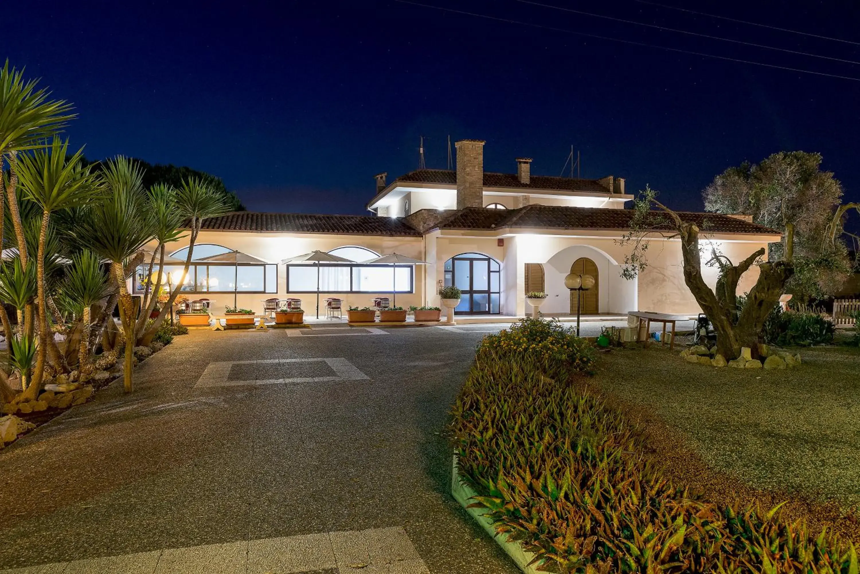 Property building in Hotel Villa Costes Property building in Hotel Villa Costes