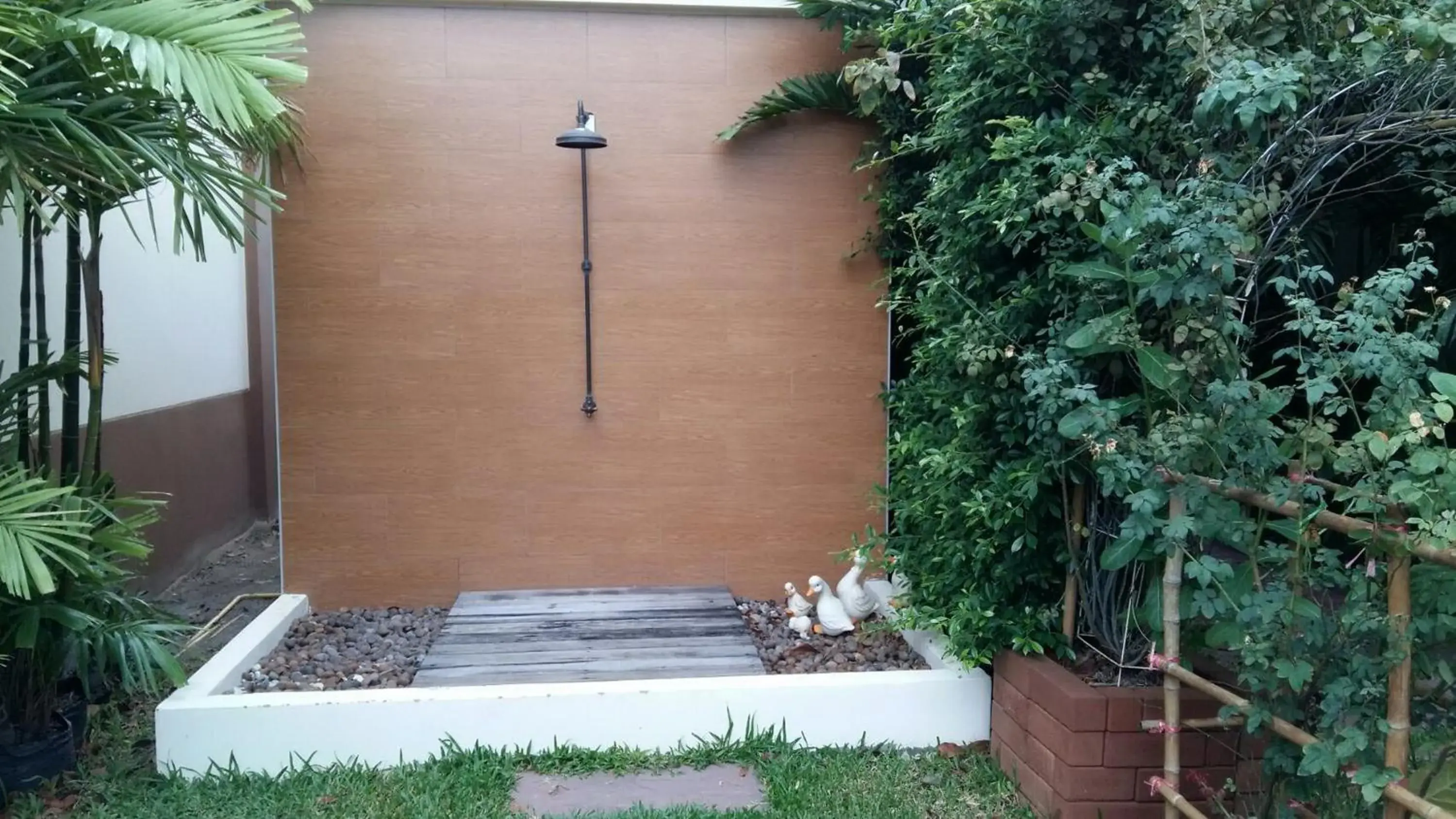 Garden view in U Tiny Boutique Hotel Suvarnabhumi Bangkok - SHA Plus Garden view in U Tiny Boutique Hotel Suvarnabhumi Bangkok - SHA Plus