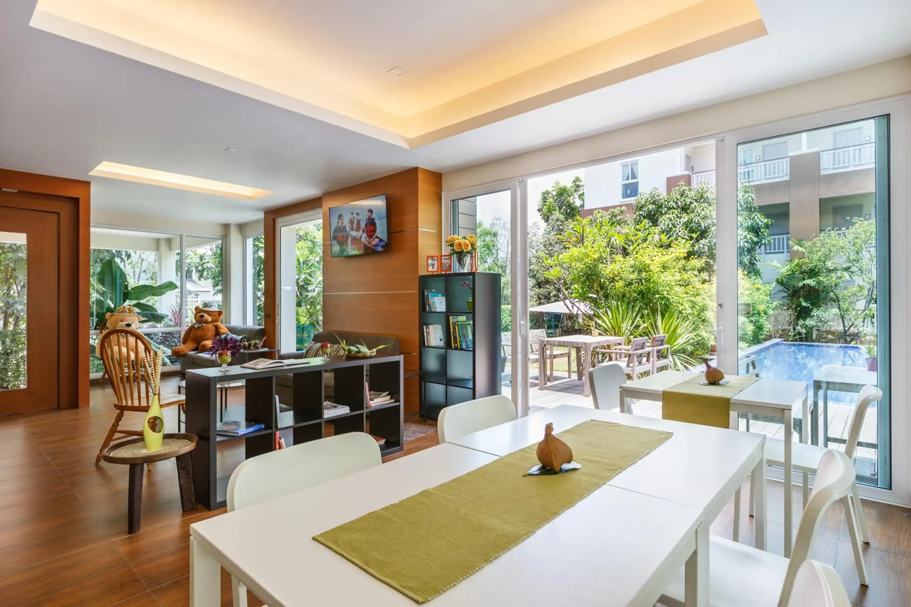 Lobby or reception in U Tiny Boutique Hotel Suvarnabhumi Bangkok - SHA Plus Lobby or reception in U Tiny Boutique Hotel Suvarnabhumi Bangkok - SHA Plus