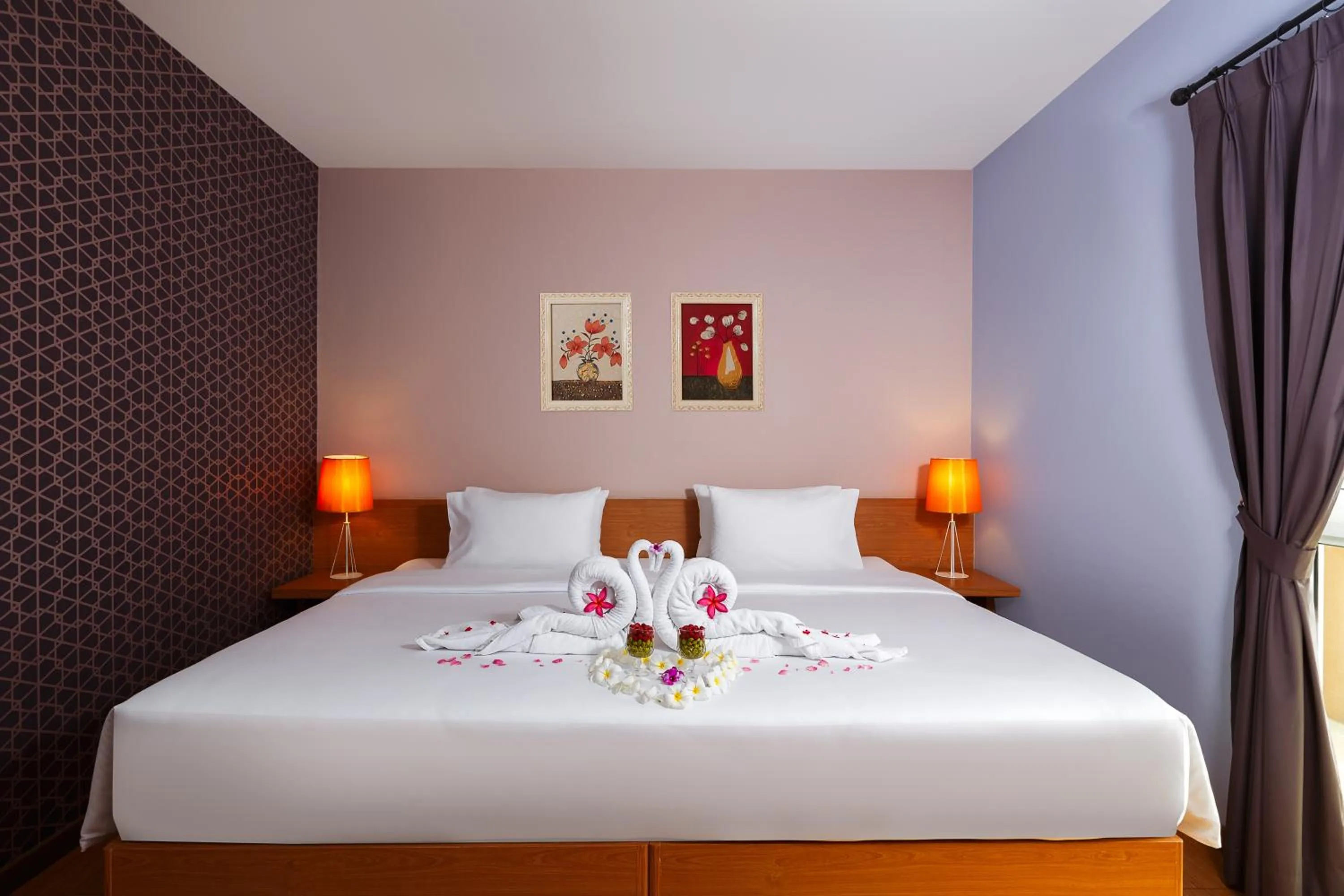 Decorative detail, Bed in U Tiny Boutique Hotel Suvarnabhumi Bangkok - SHA Plus