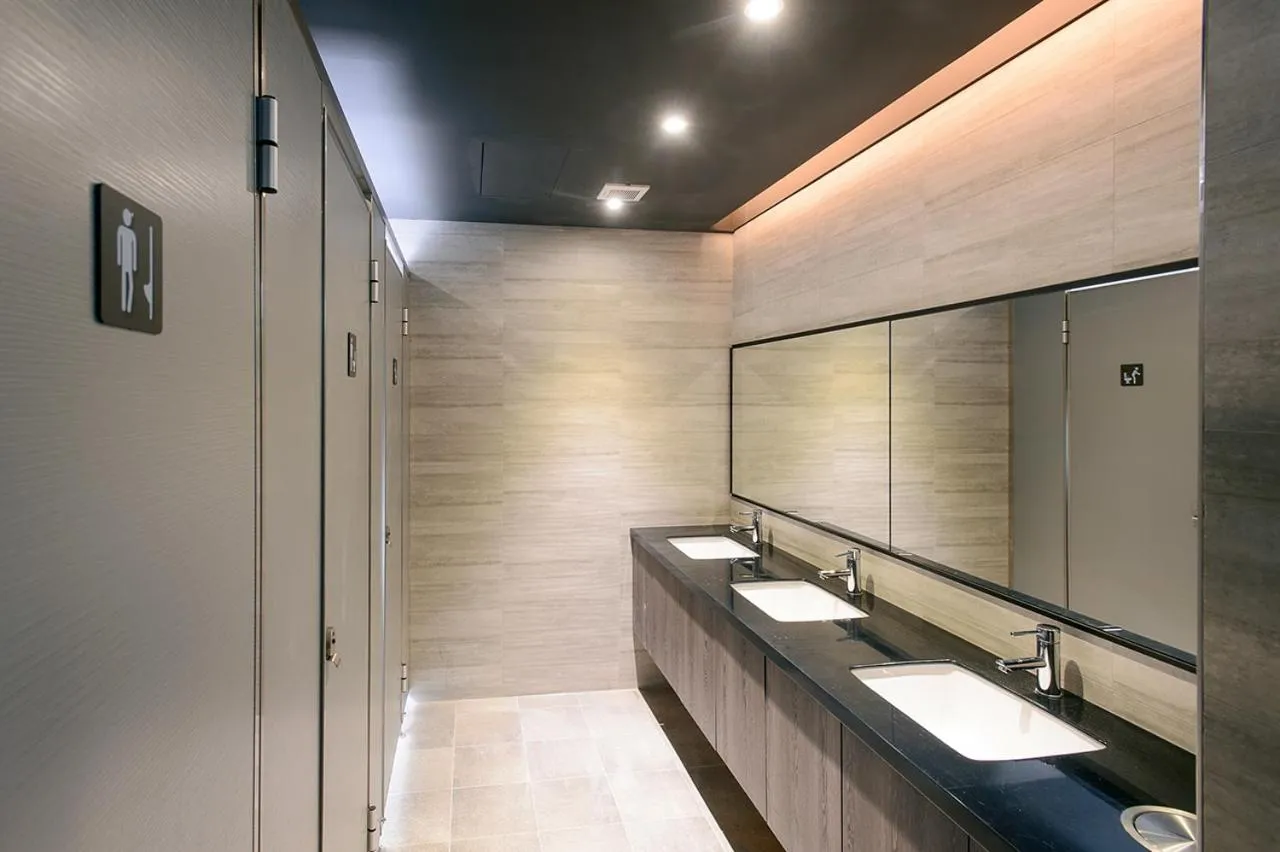 Bathroom in Kiwi Express Hotel-Taichung Station II