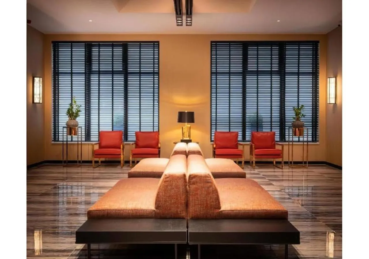 Property building, Bed in Hotel Jamingo