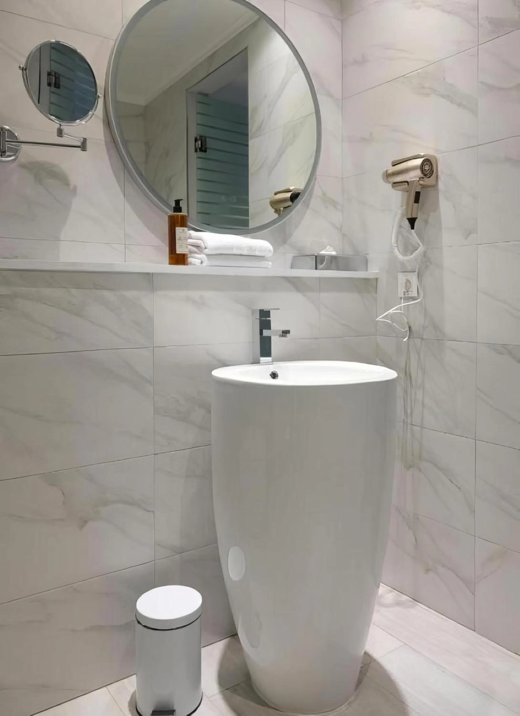 Bathroom in Hotel Jamingo