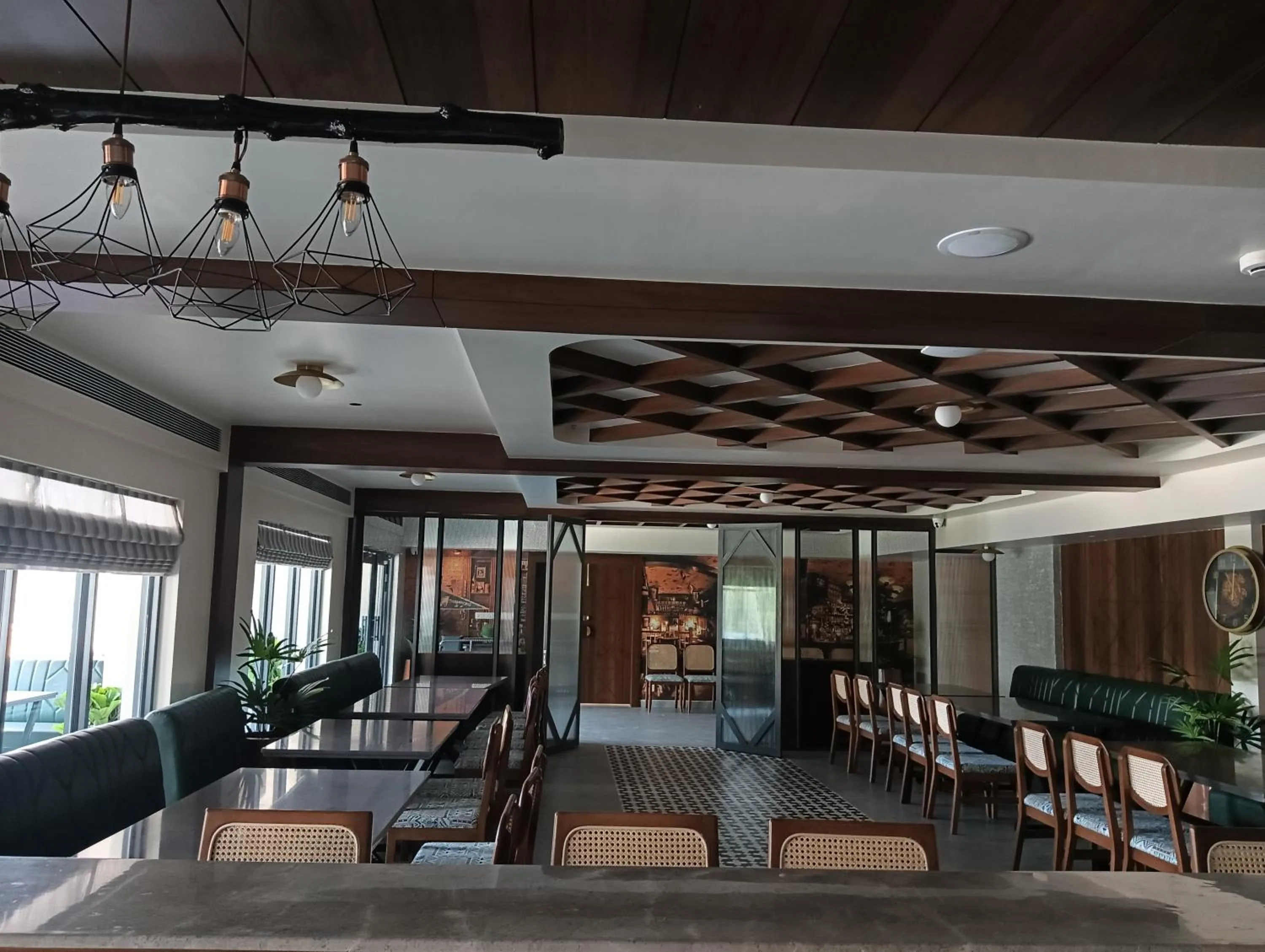 AJ GRAND ELITE HOTEL