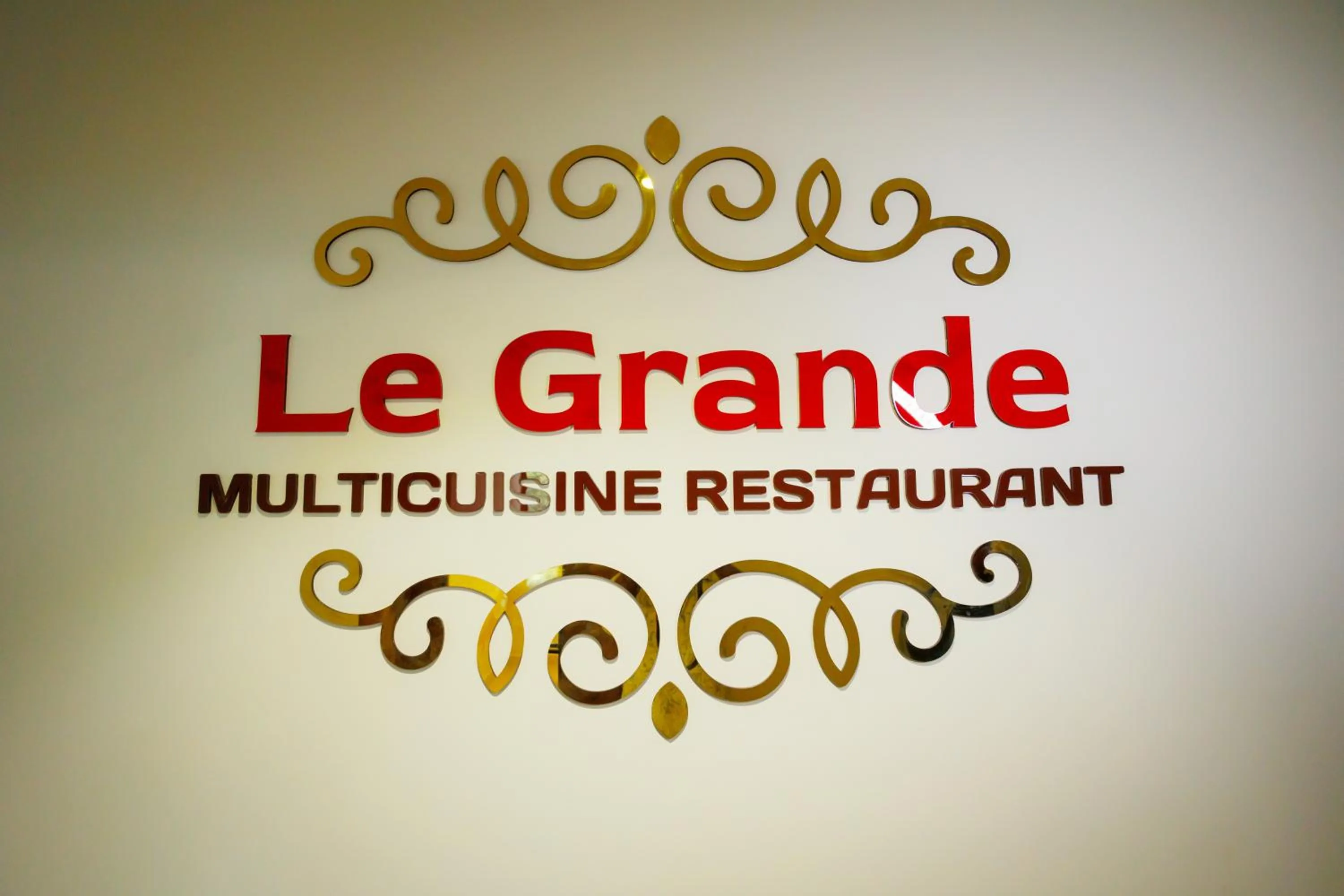 Restaurant/places to eat in AJ GRAND ELITE HOTEL