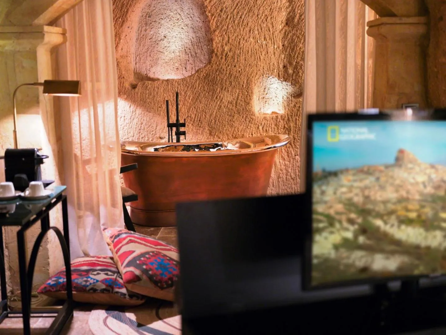 TV and multimedia in Very Peri Cappadocia - The Lifestyle Luxury Design Hotel