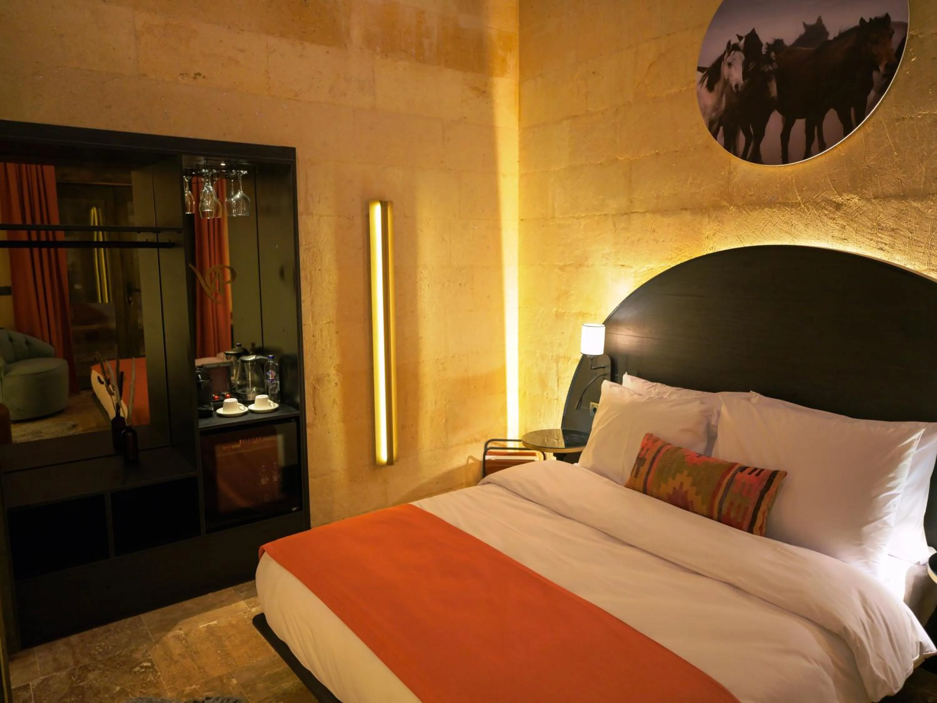 Photo of the whole room, Bed in Very Peri Cappadocia - The Lifestyle Luxury Design Hotel