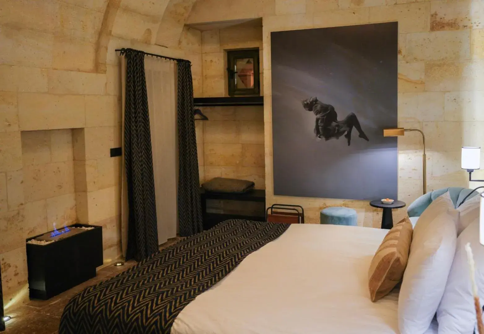 Bedroom, Bed in Very Peri Cappadocia - The Lifestyle Luxury Design Hotel Bedroom, Bed in Very Peri Cappadocia - The Lifestyle Luxury Design Hotel