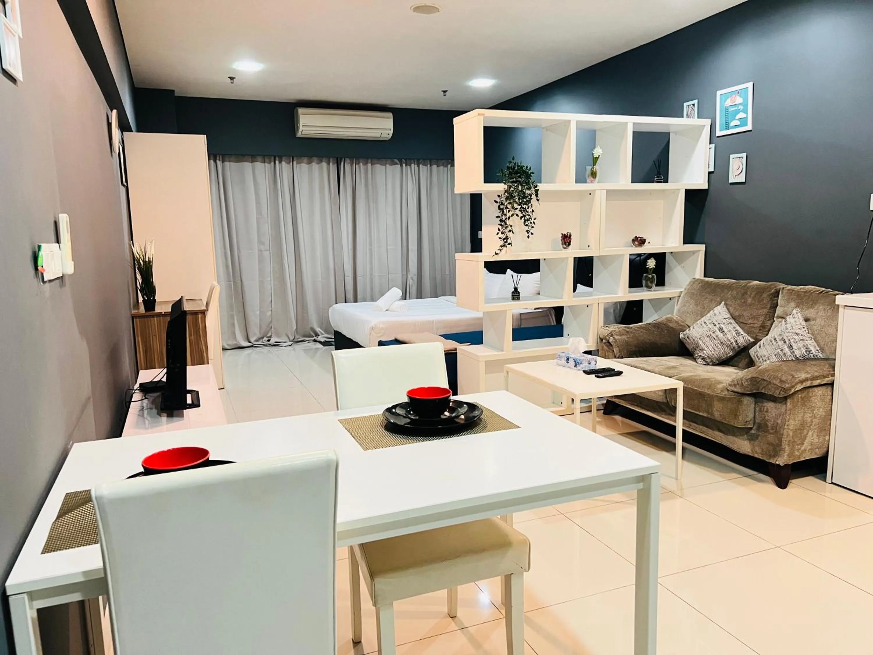 TV and multimedia in Mercu Summer Suites KLCC By Sweet Home