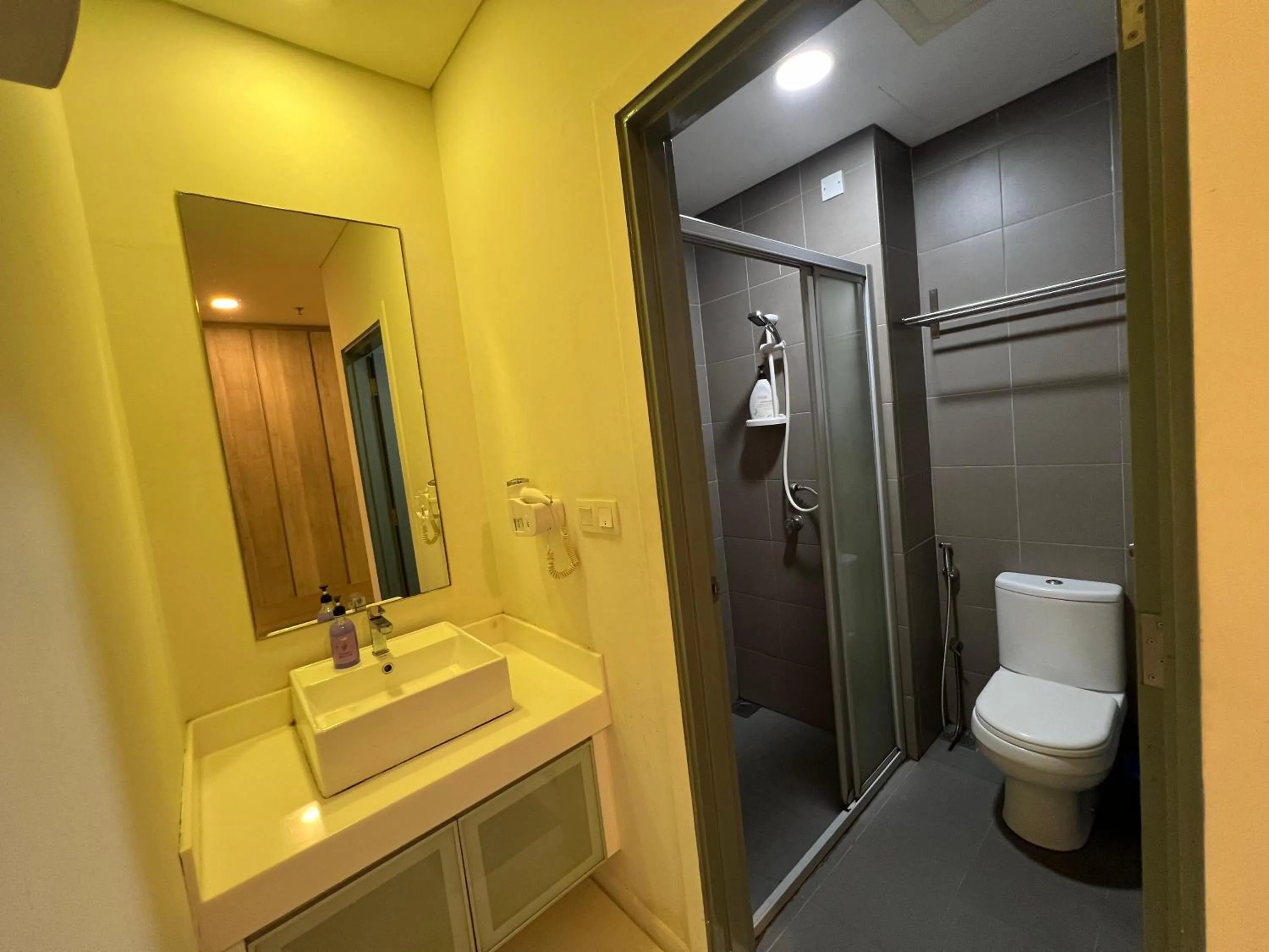 Toilet in Mercu Summer Suites KLCC By Sweet Home