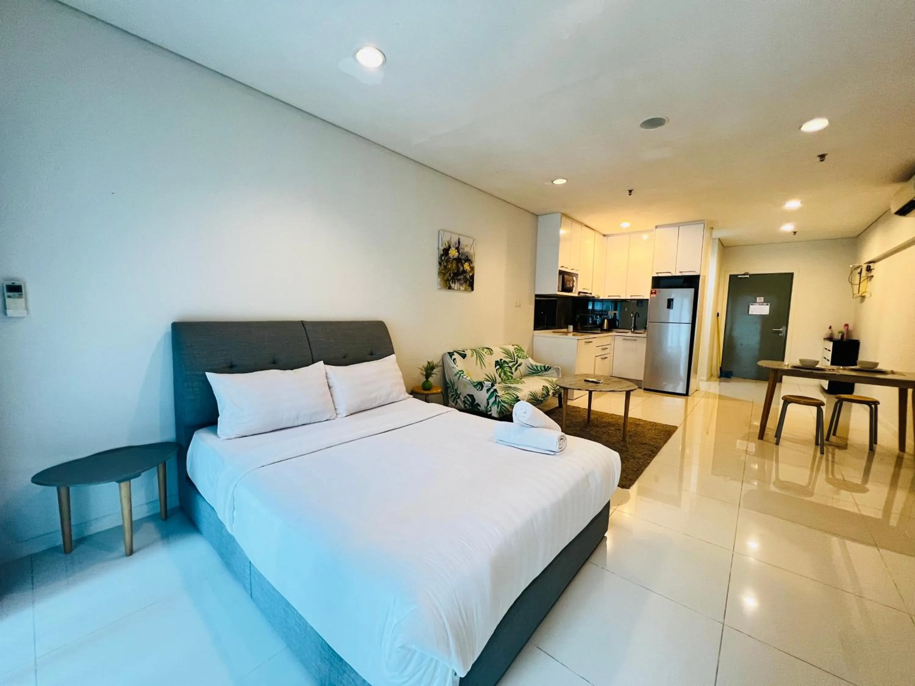 Bed in Mercu Summer Suites KLCC By Sweet Home