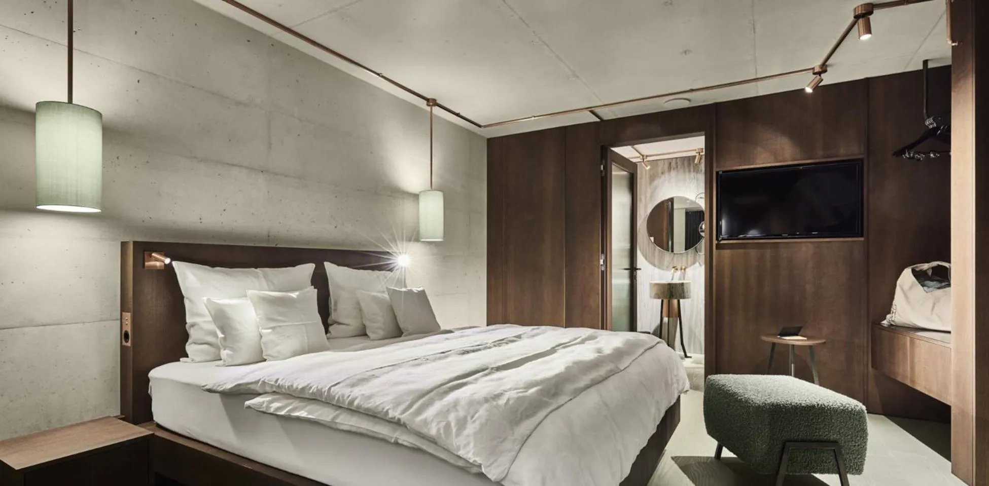 Photo of the whole room, Bed in Boutique Hotel Badhaus