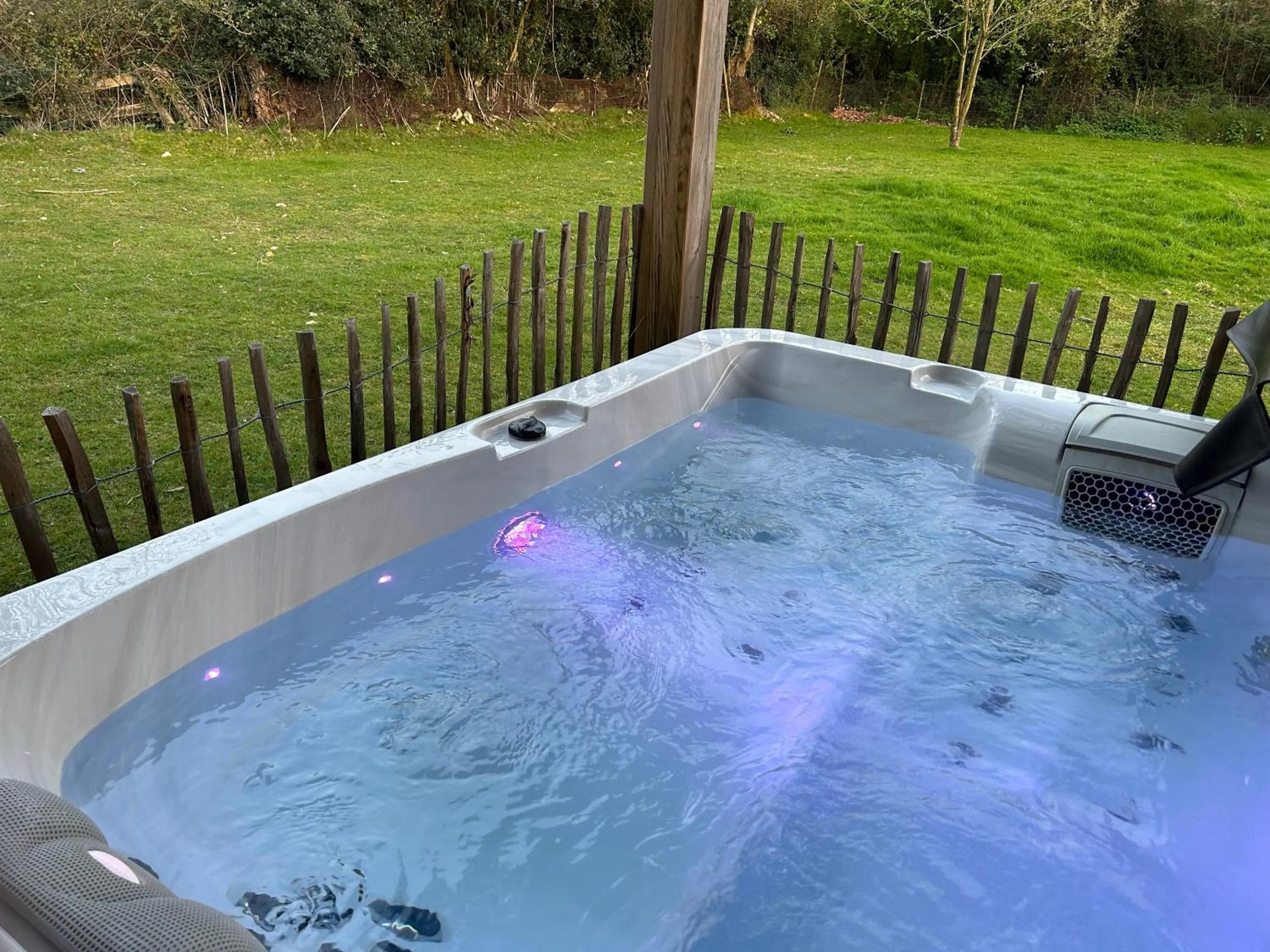 Spa and wellness centre/facilities in Aux murmures de la nature B&B