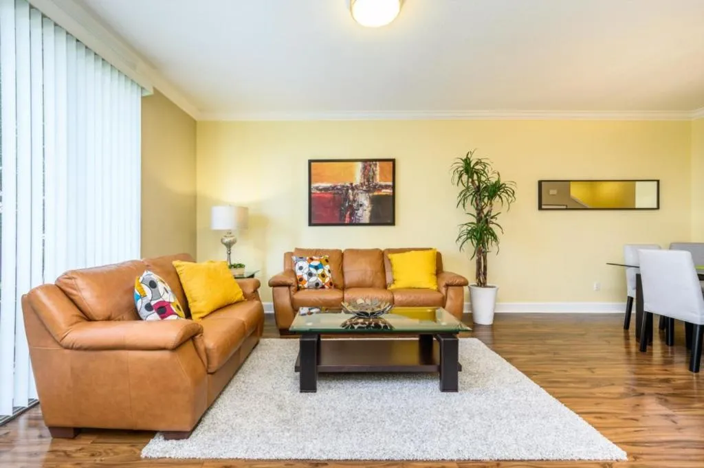 New Modern Townhome, Near The Parks - 4030