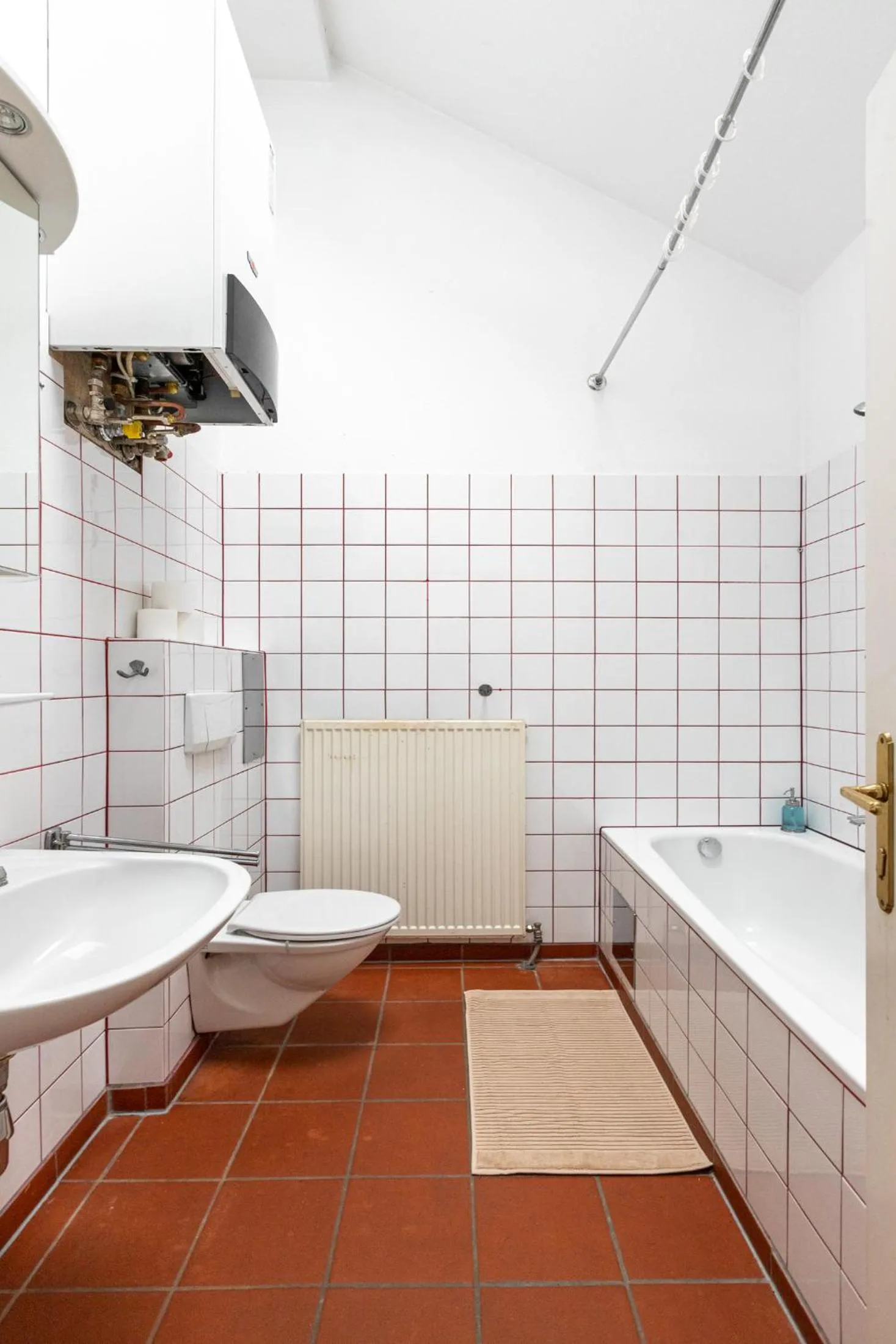 Shower in Urban Vienna Living - 18th District