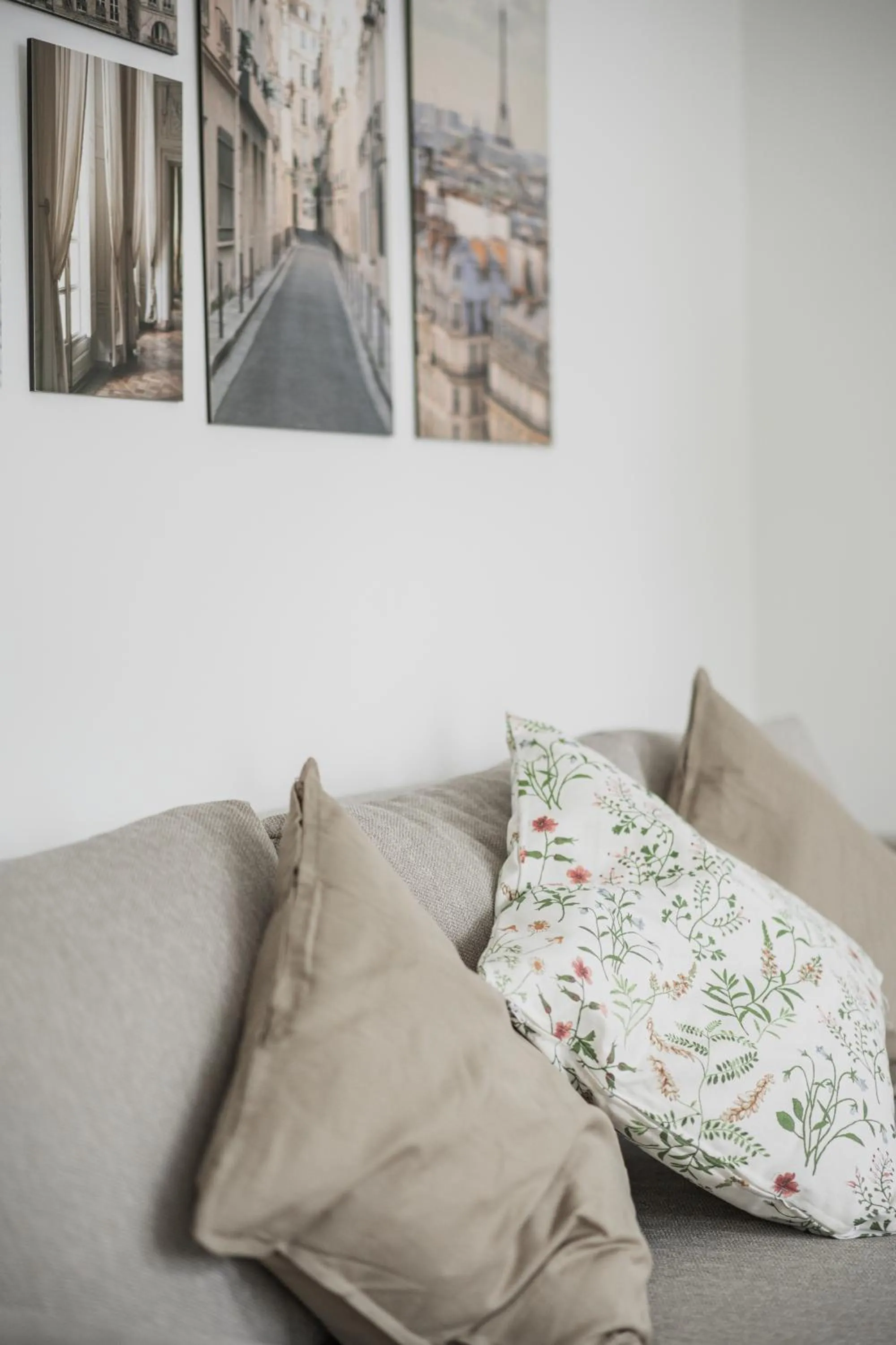 Living room, Bed in Urban Vienna Living - 18th District