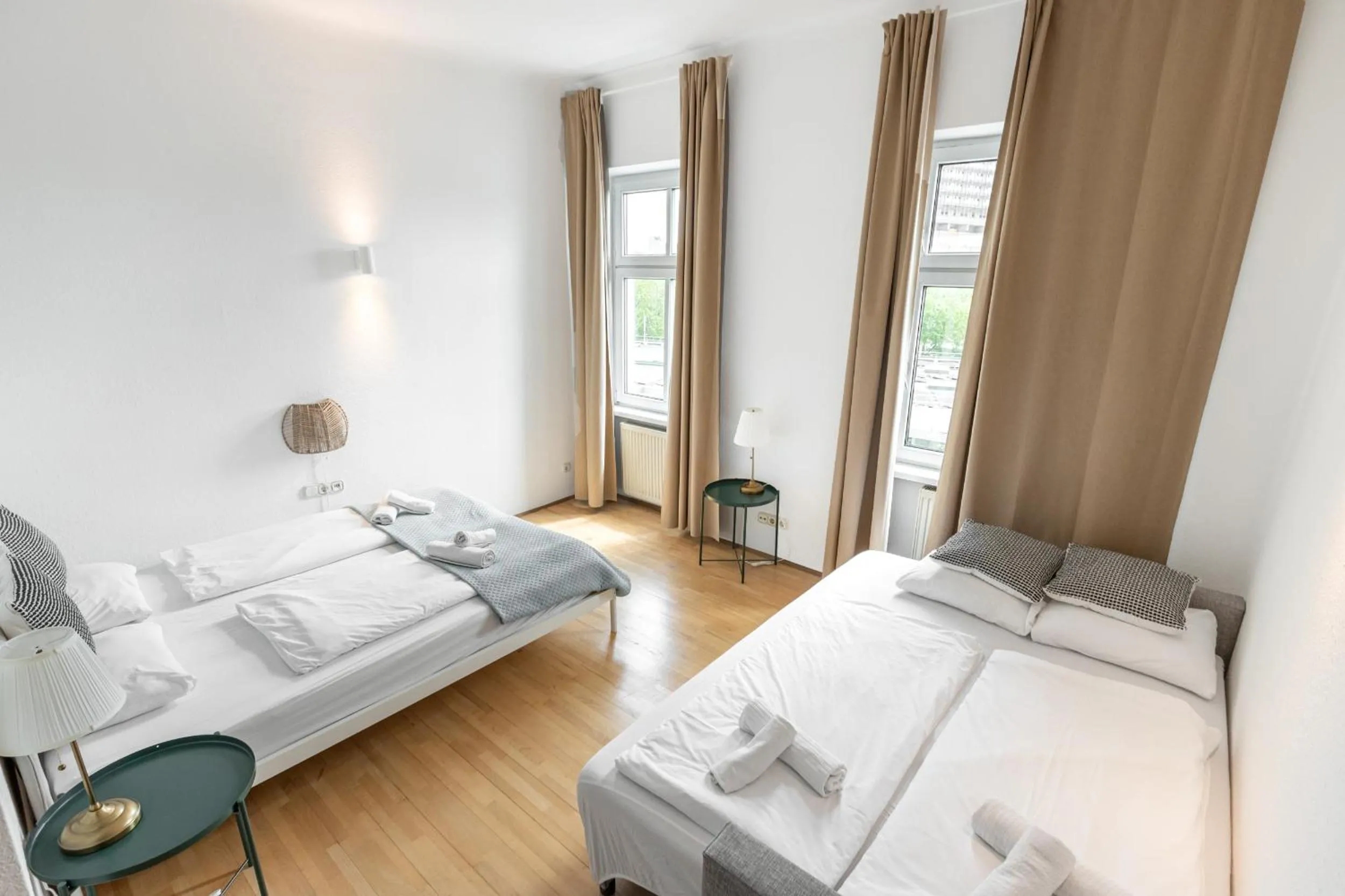 Bedroom, Bed in Urban Vienna Living - 18th District