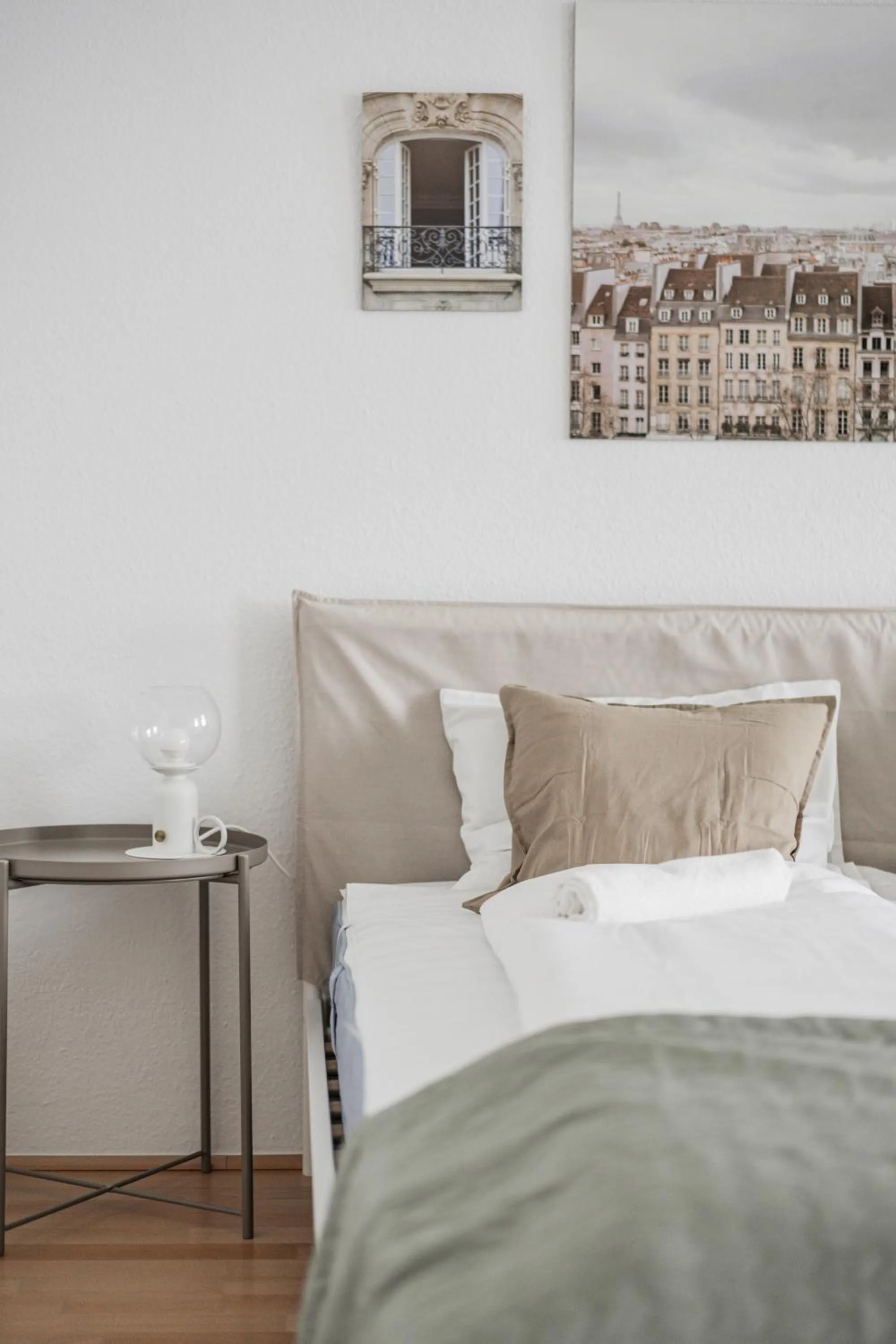 Bed in Urban Vienna Living - 18th District