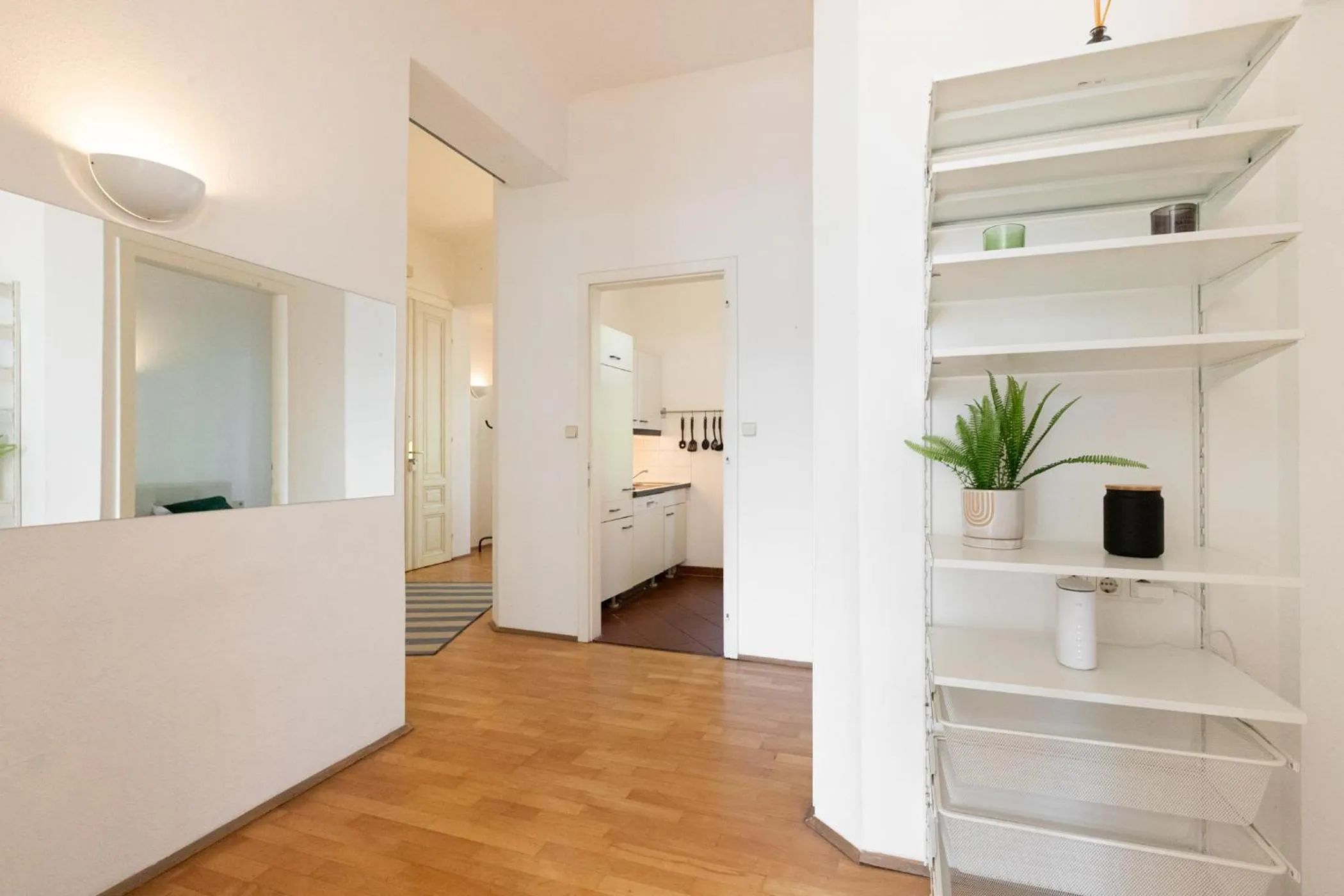 Kitchen or kitchenette, Bed in Urban Vienna Living - 18th District