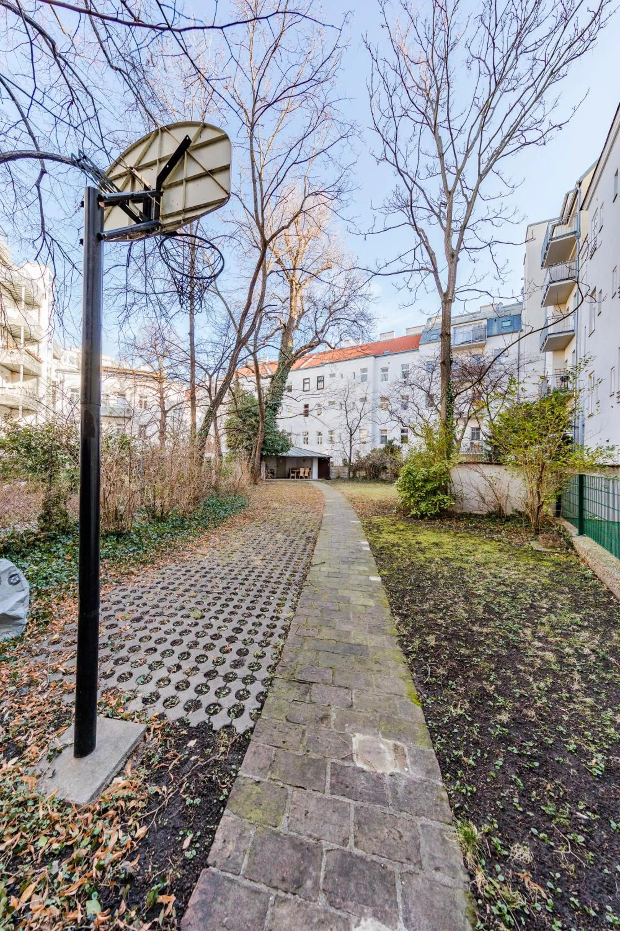 Garden in Urban Vienna Living - 18th District