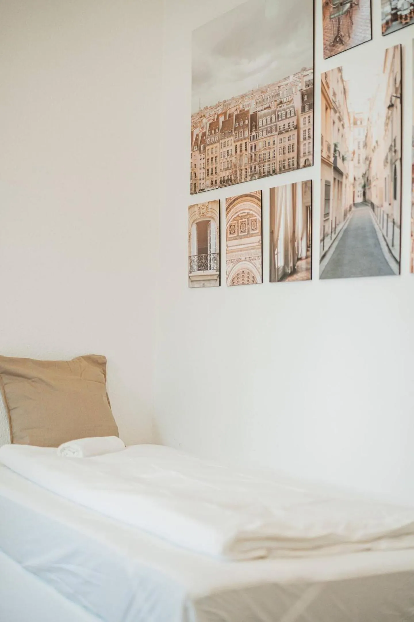 Bed in Urban Vienna Living - 18th District