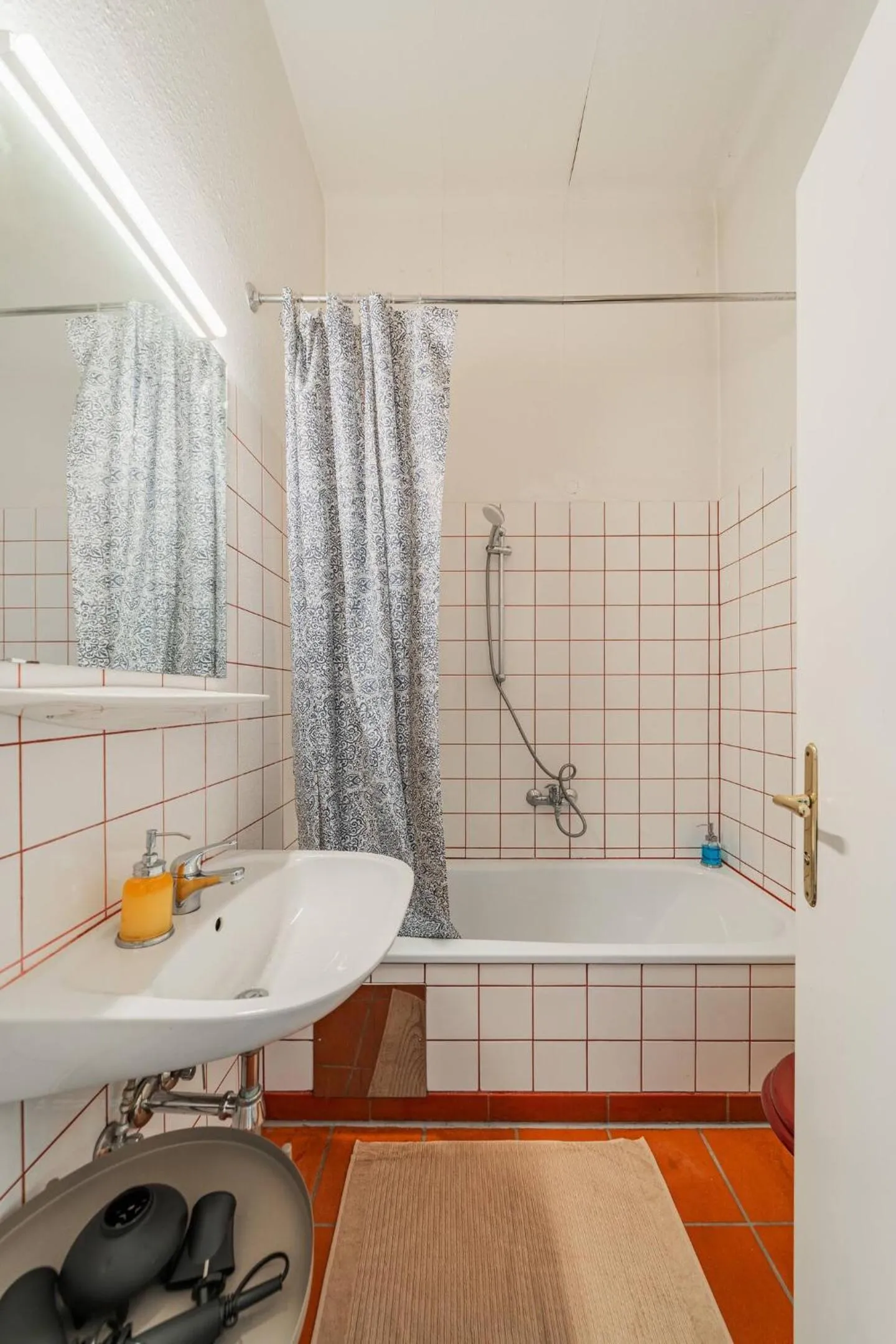 Bathroom in Urban Vienna Living - 18th District
