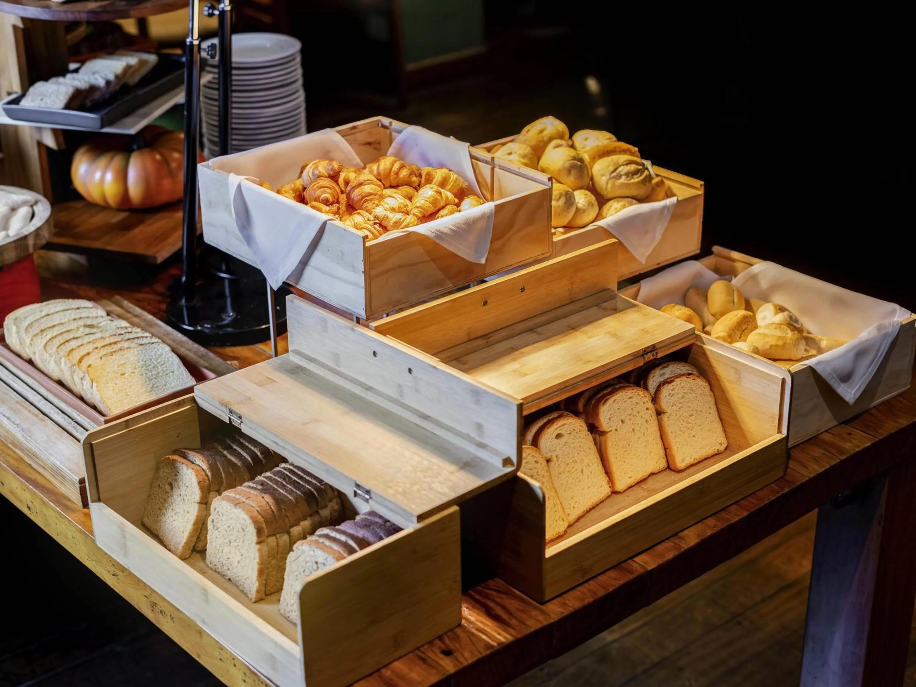 Restaurant/places to eat in Mercure Sao Paulo Moema Times Square