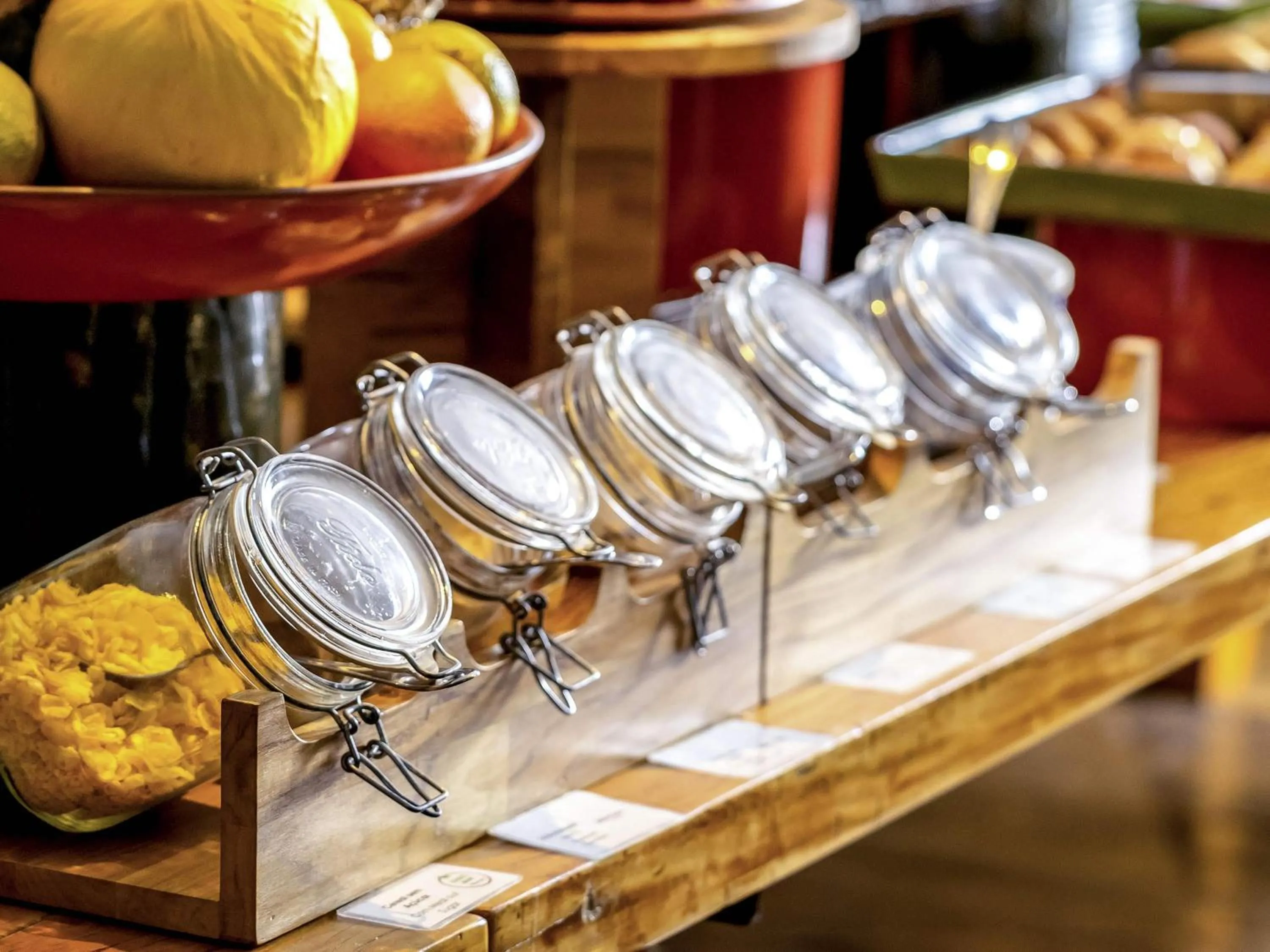 Restaurant/places to eat in Mercure Sao Paulo Moema Times Square