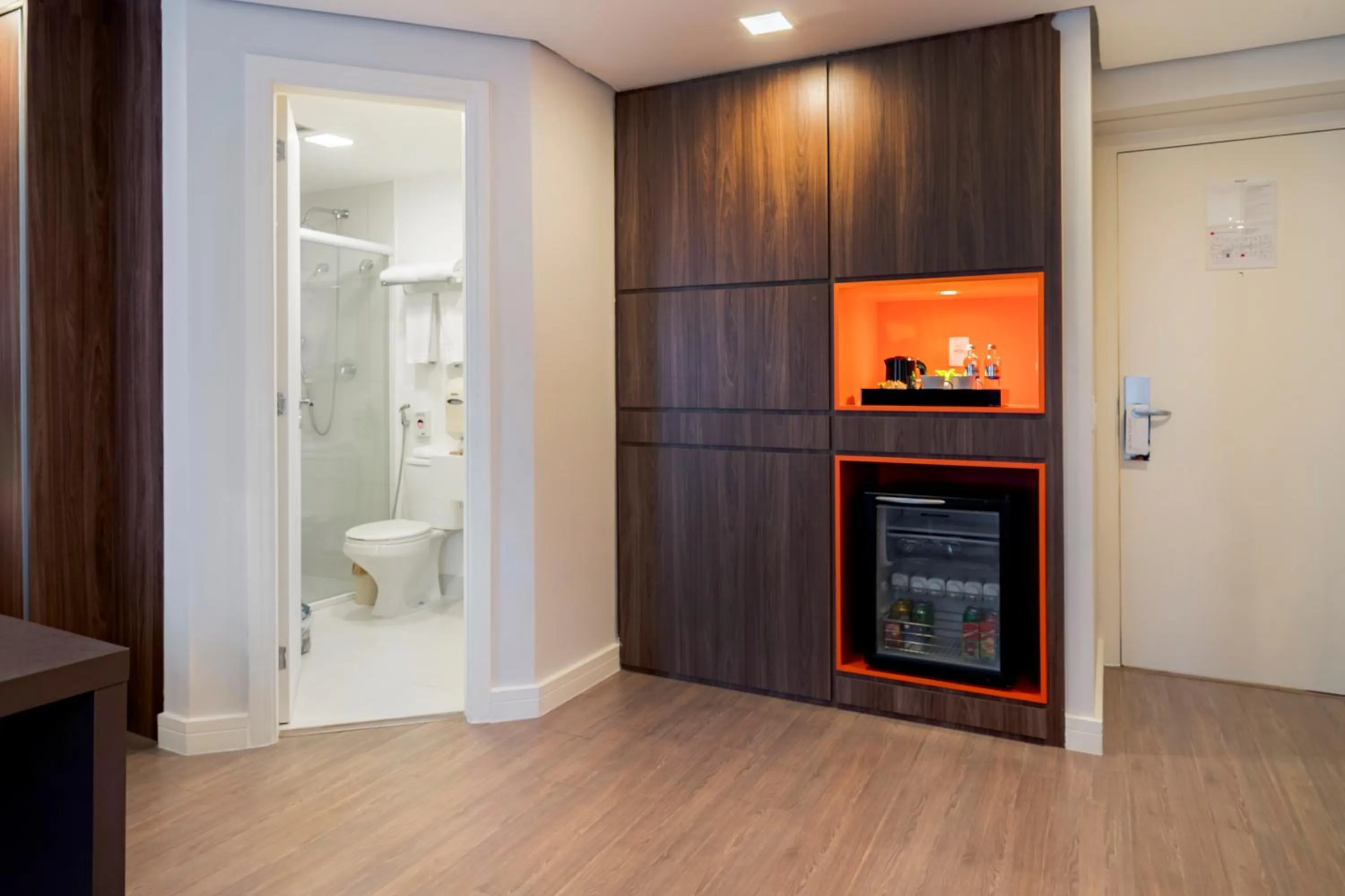 Shower in Mercure Sao Paulo Moema Times Square