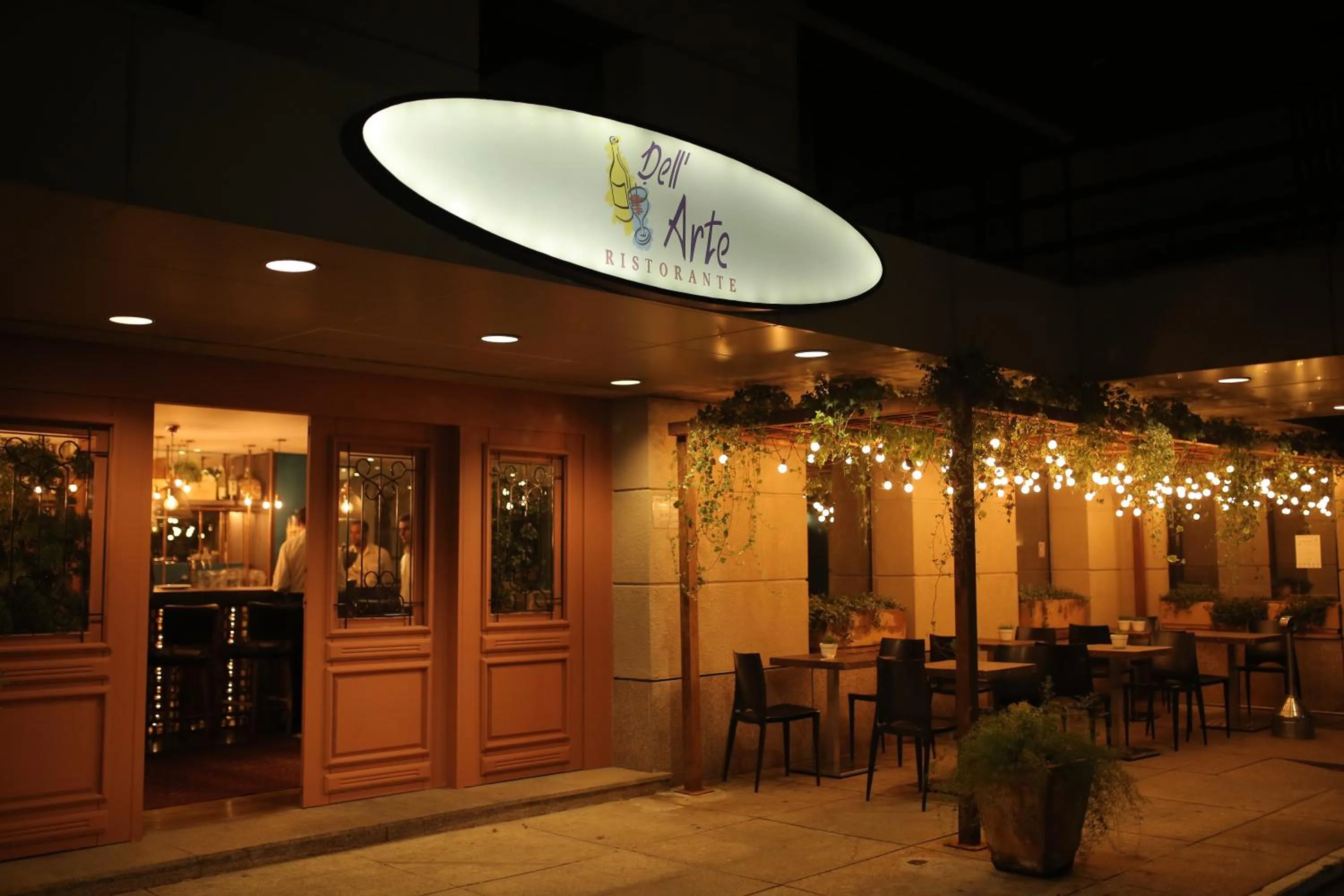 Restaurant/places to eat in Mercure Sao Paulo Moema Times Square