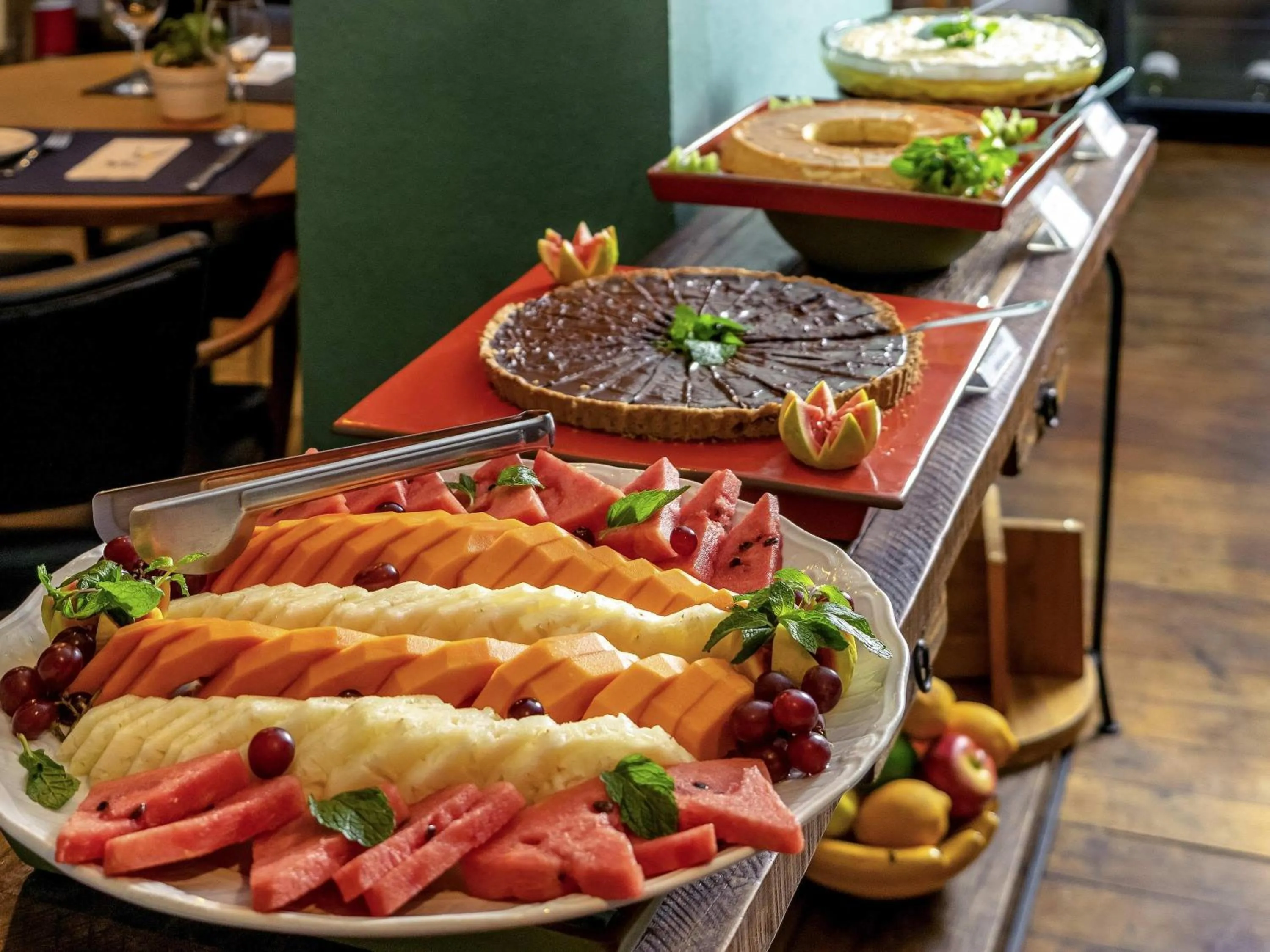 Restaurant/places to eat in Mercure Sao Paulo Moema Times Square