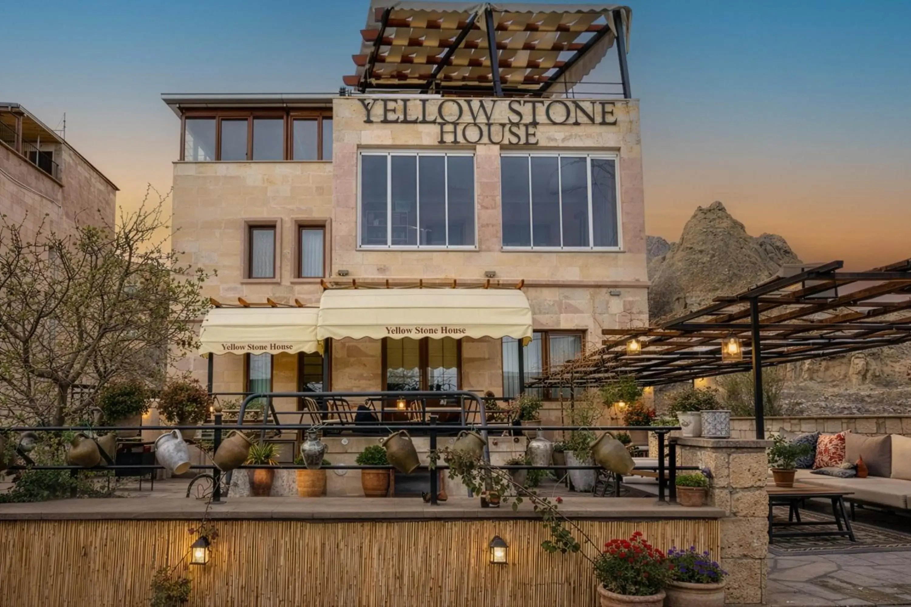 Yellow Stone House Yellow Stone House