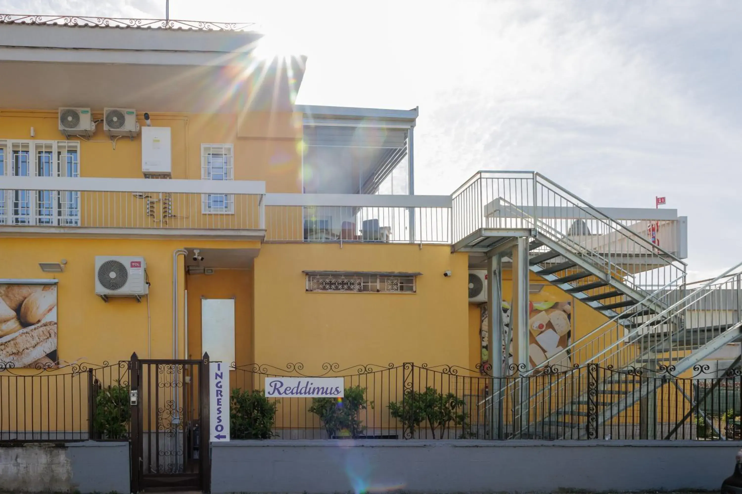 Property building in REDDIMUS Guest House Property building in REDDIMUS Guest House