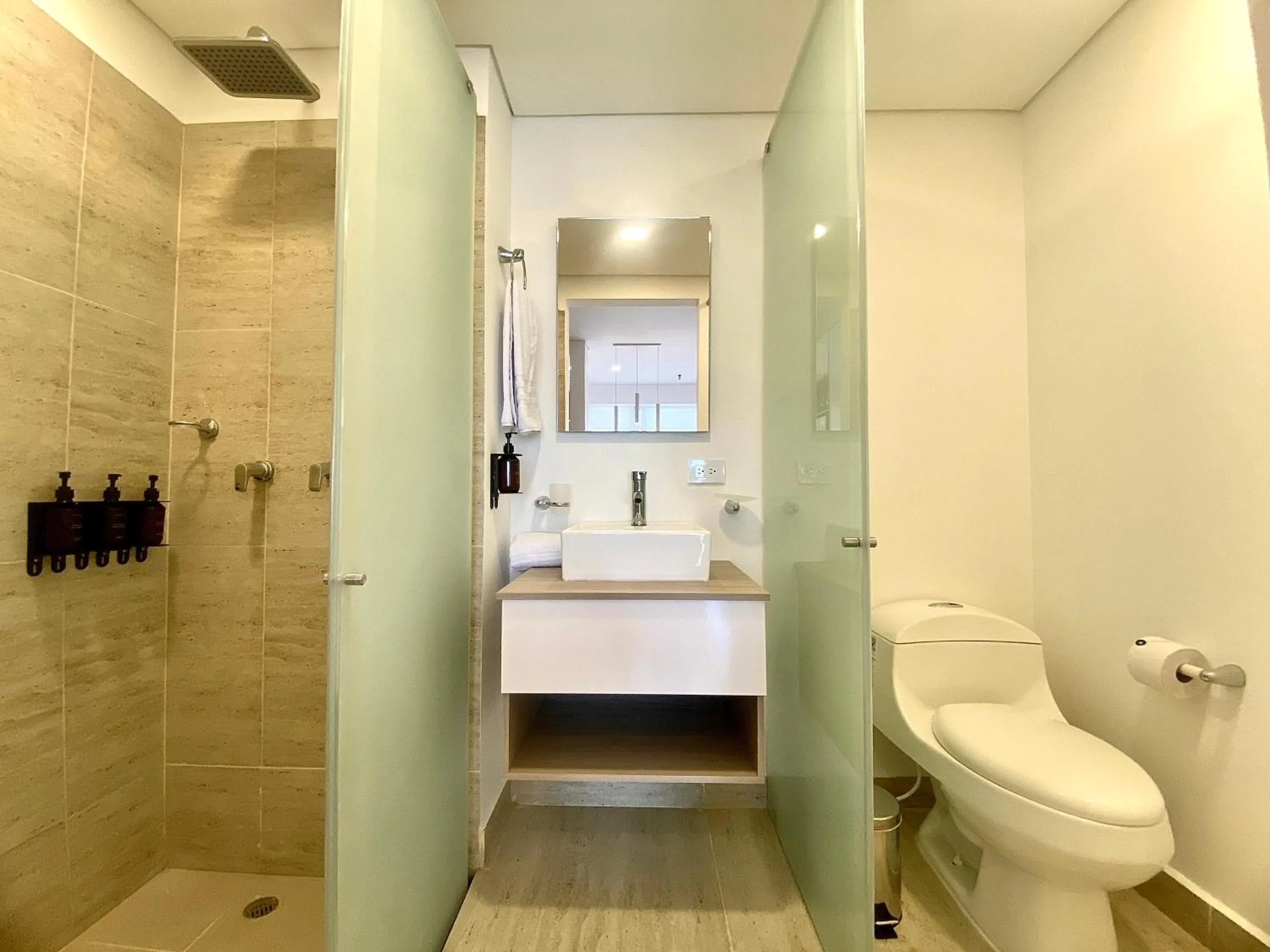 Bathroom in Wynwood Cartagena Beach