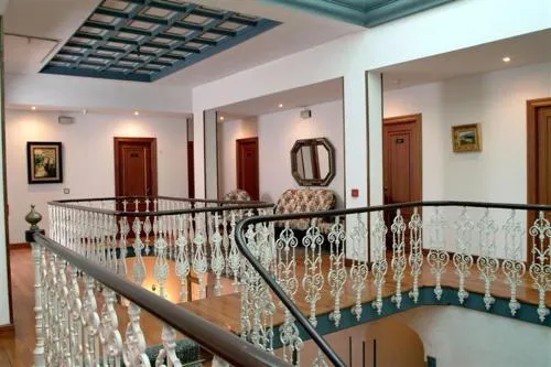 Hotel Luzon